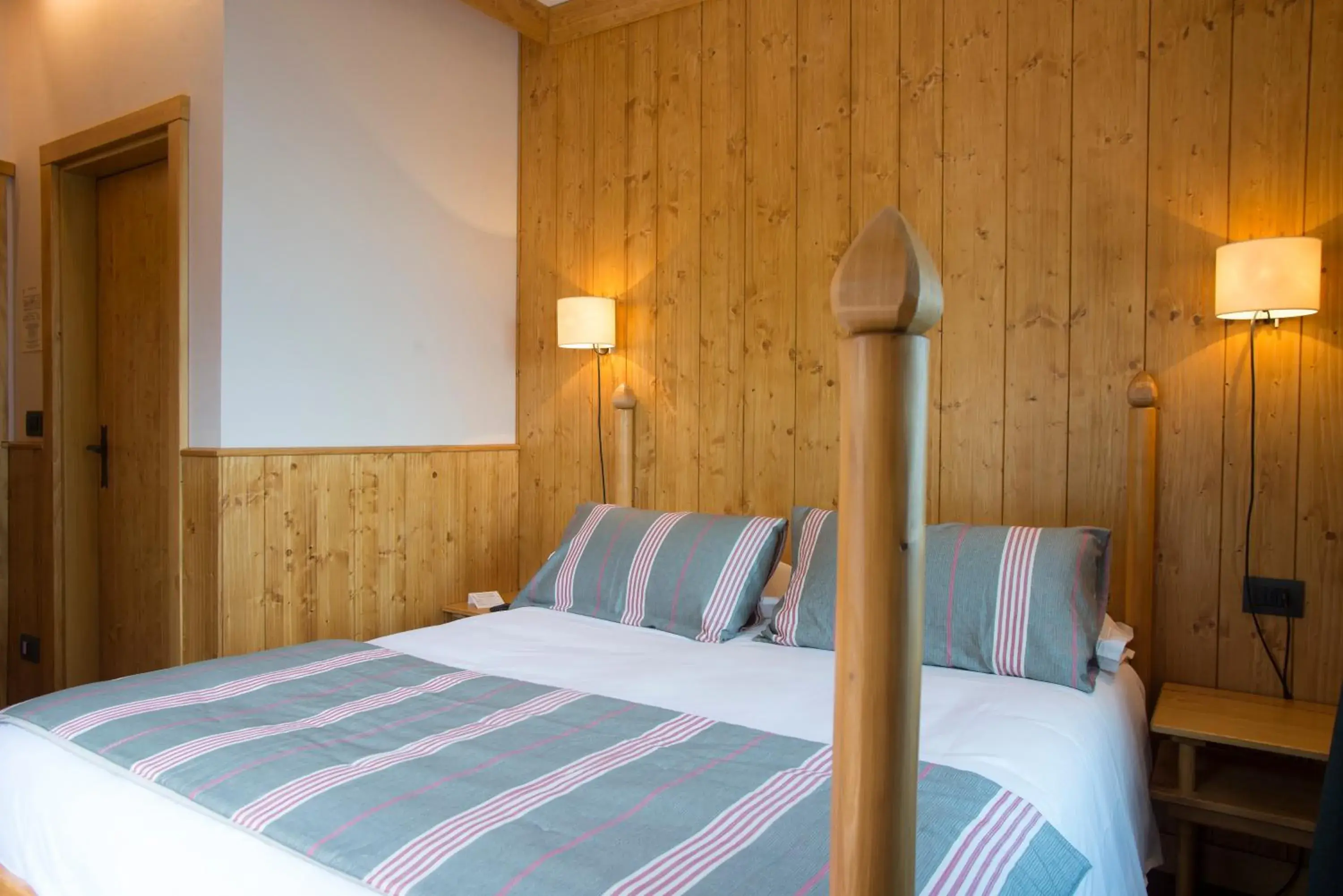 Double Room - Disability Access in Albergo Ristorante Bucaneve Double Room - Disability Access in Albergo Ristorante Bucaneve