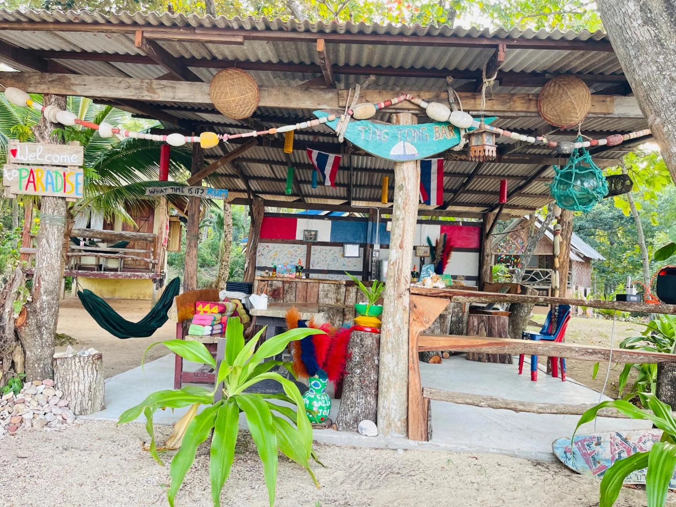 Restaurant/places to eat in Koh Phu Valley