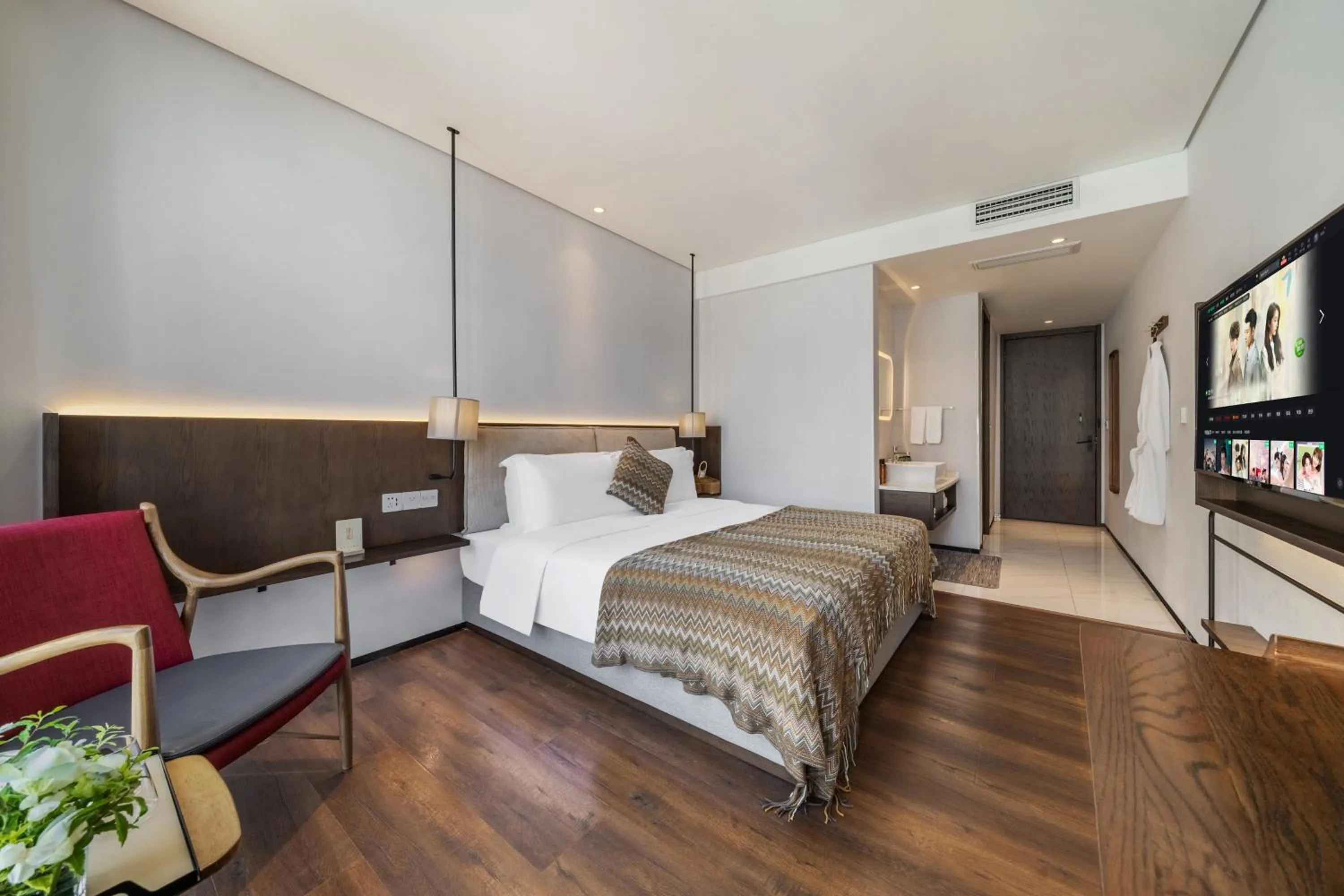 TV and multimedia, Bed in Wuyu Hotel - Chongqing Jiangbei Airport & Light Rail