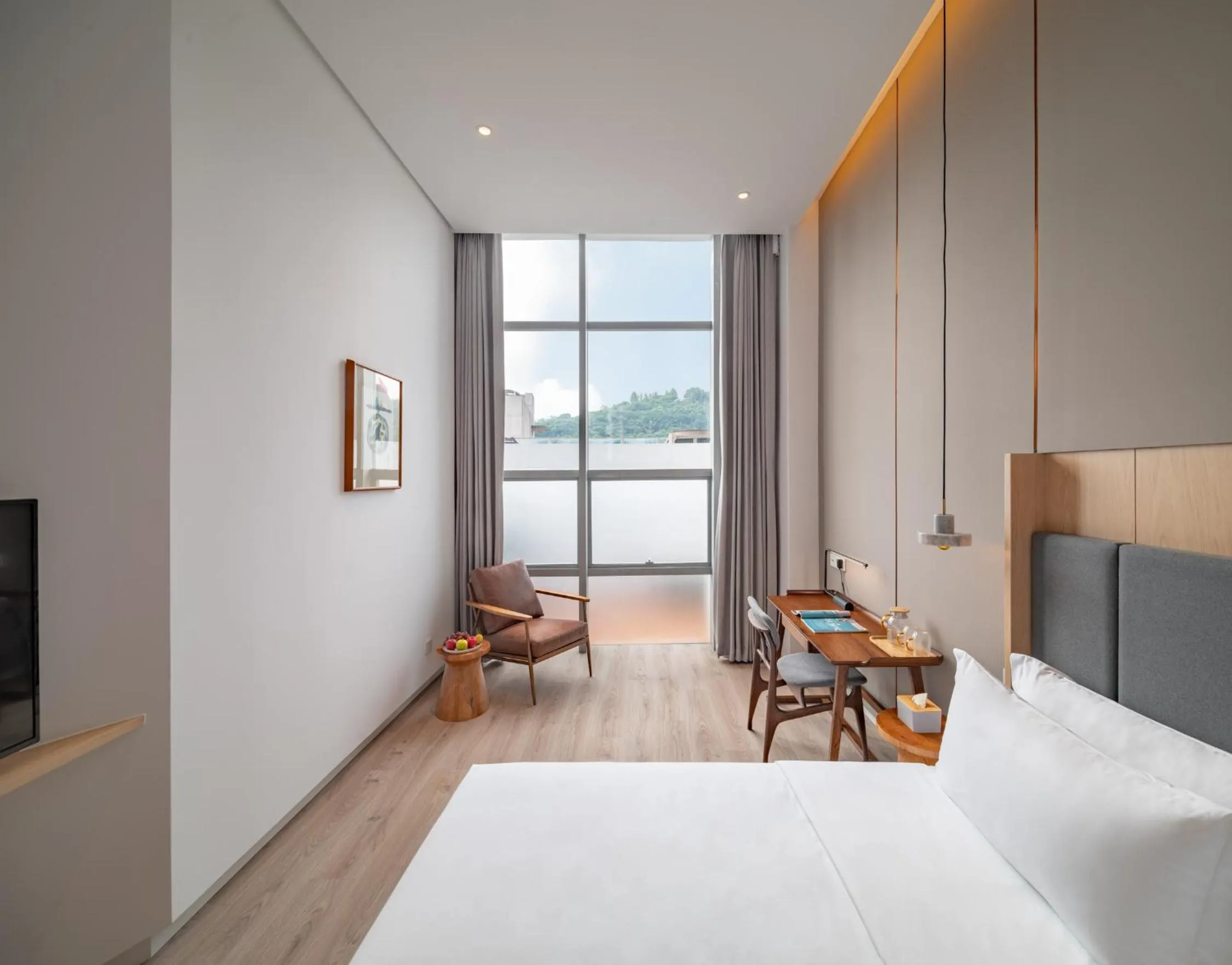 Wuyu Hotel - Chongqing Liangjiang Happiness Plaza & Xingfu Square & GuangdianYuan metro