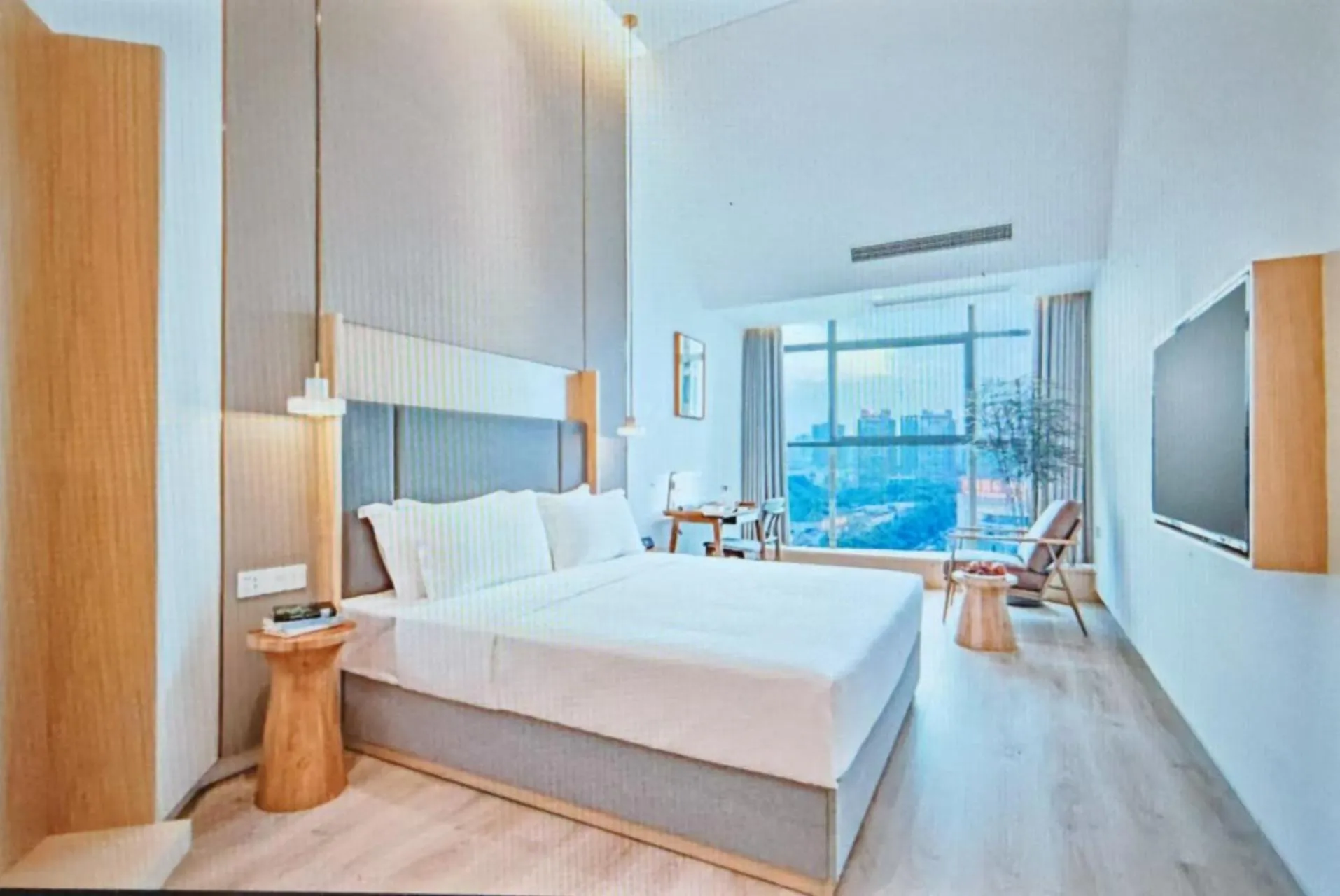 180 Degree Panoramic King Room in Wuyu Hotel - Chongqing Liangjiang Happiness Plaza & Xingfu Square & GuangdianYuan metro