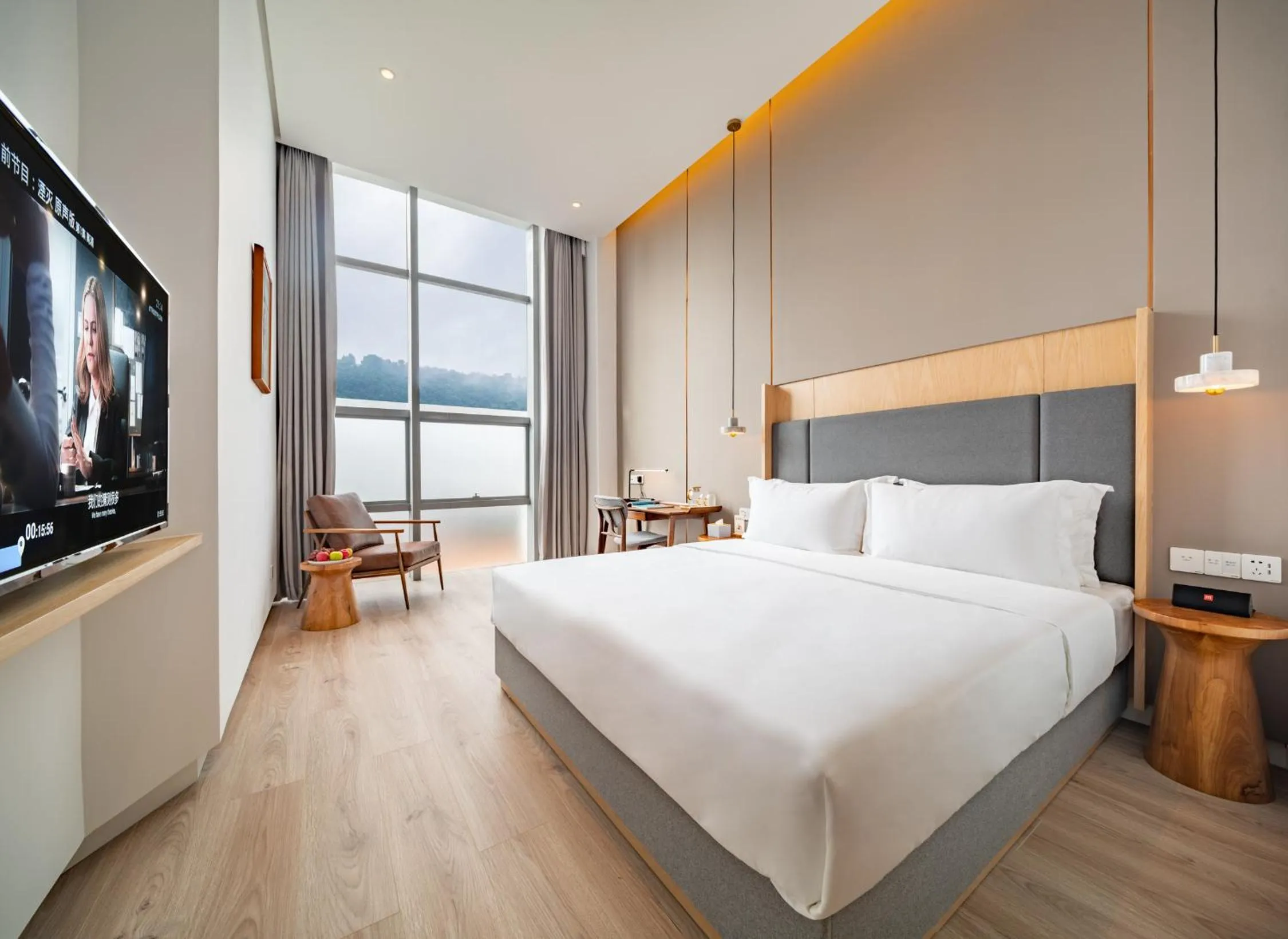 Wuyu Hotel - Chongqing Liangjiang Happiness Plaza & Xingfu Square & GuangdianYuan metro