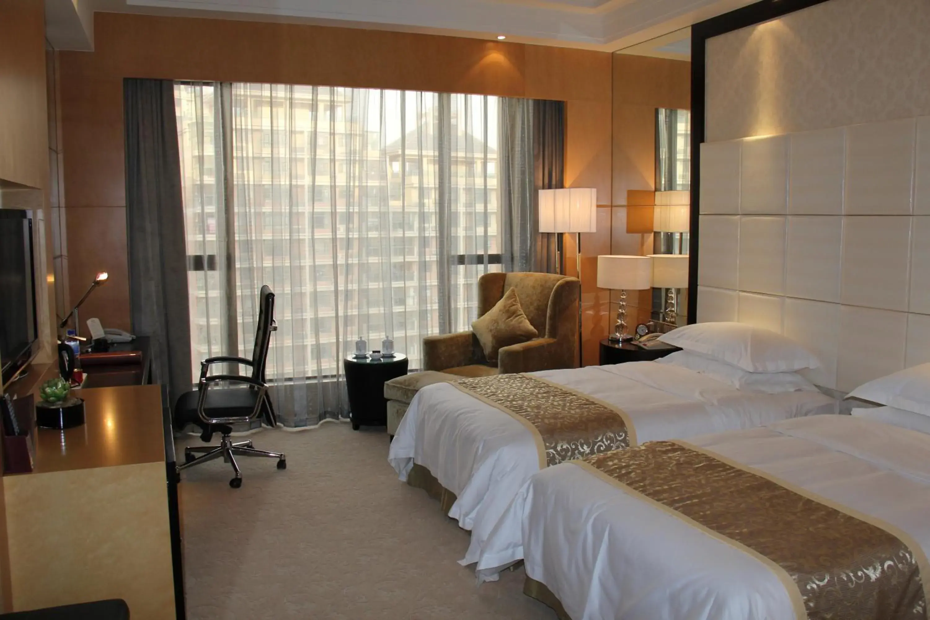 hair dresser, Bed in Ramada Plaza Weifang hair dresser, Bed in Ramada Plaza Weifang