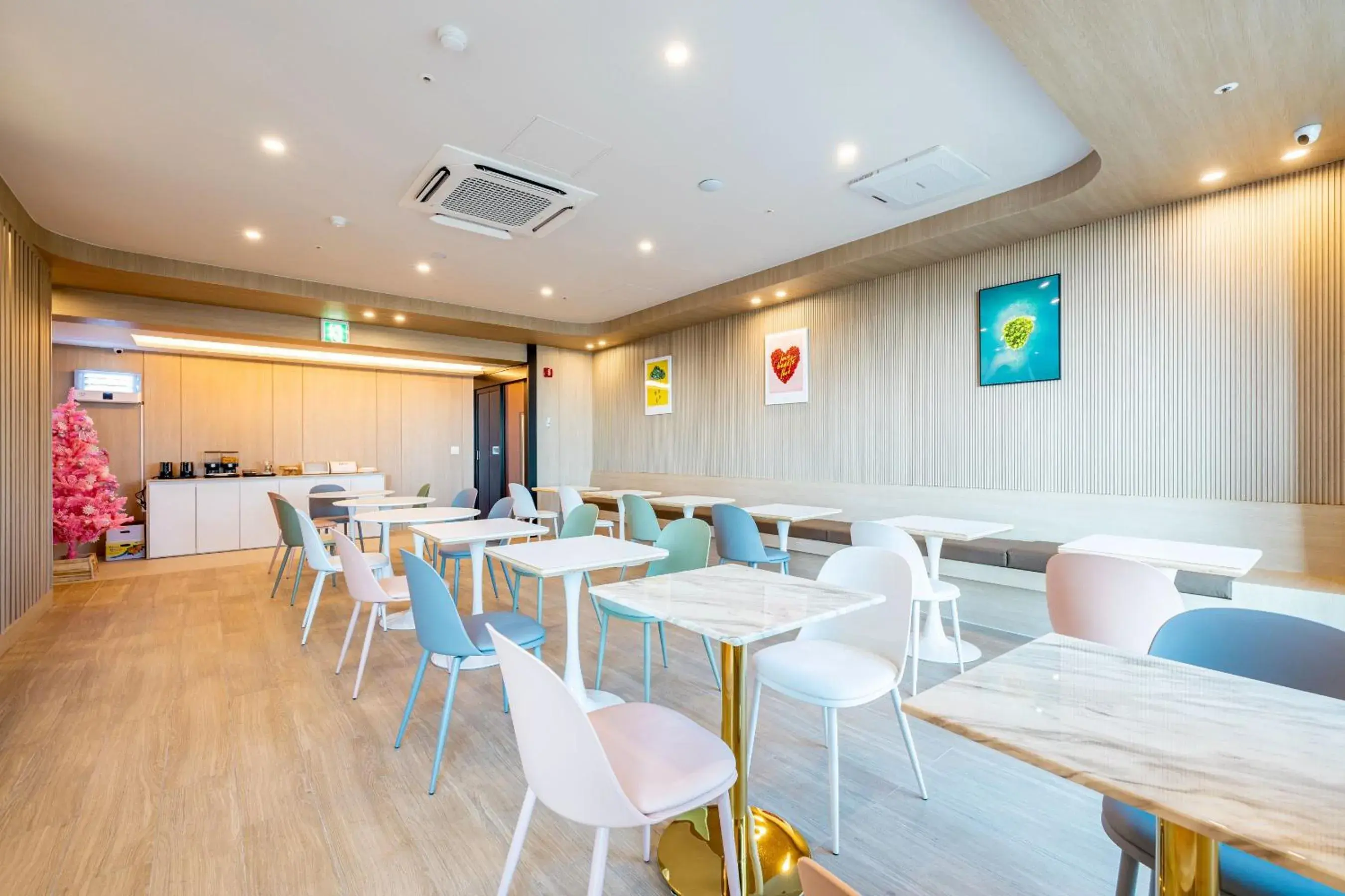 Restaurant/places to eat in Hound Hotel Ulsan Restaurant/places to eat in Hound Hotel Ulsan