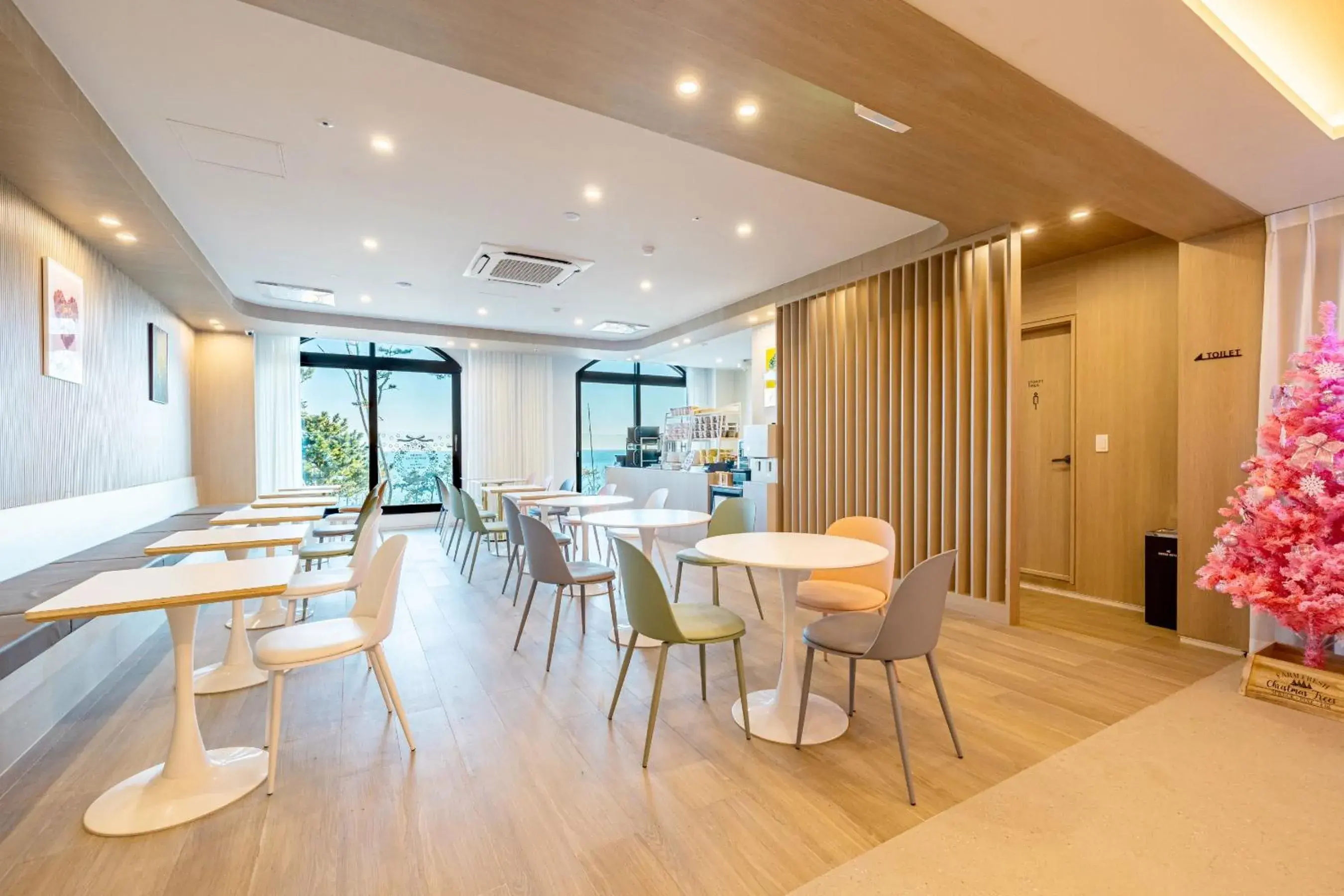 Restaurant/places to eat in Hound Hotel Ulsan Restaurant/places to eat in Hound Hotel Ulsan