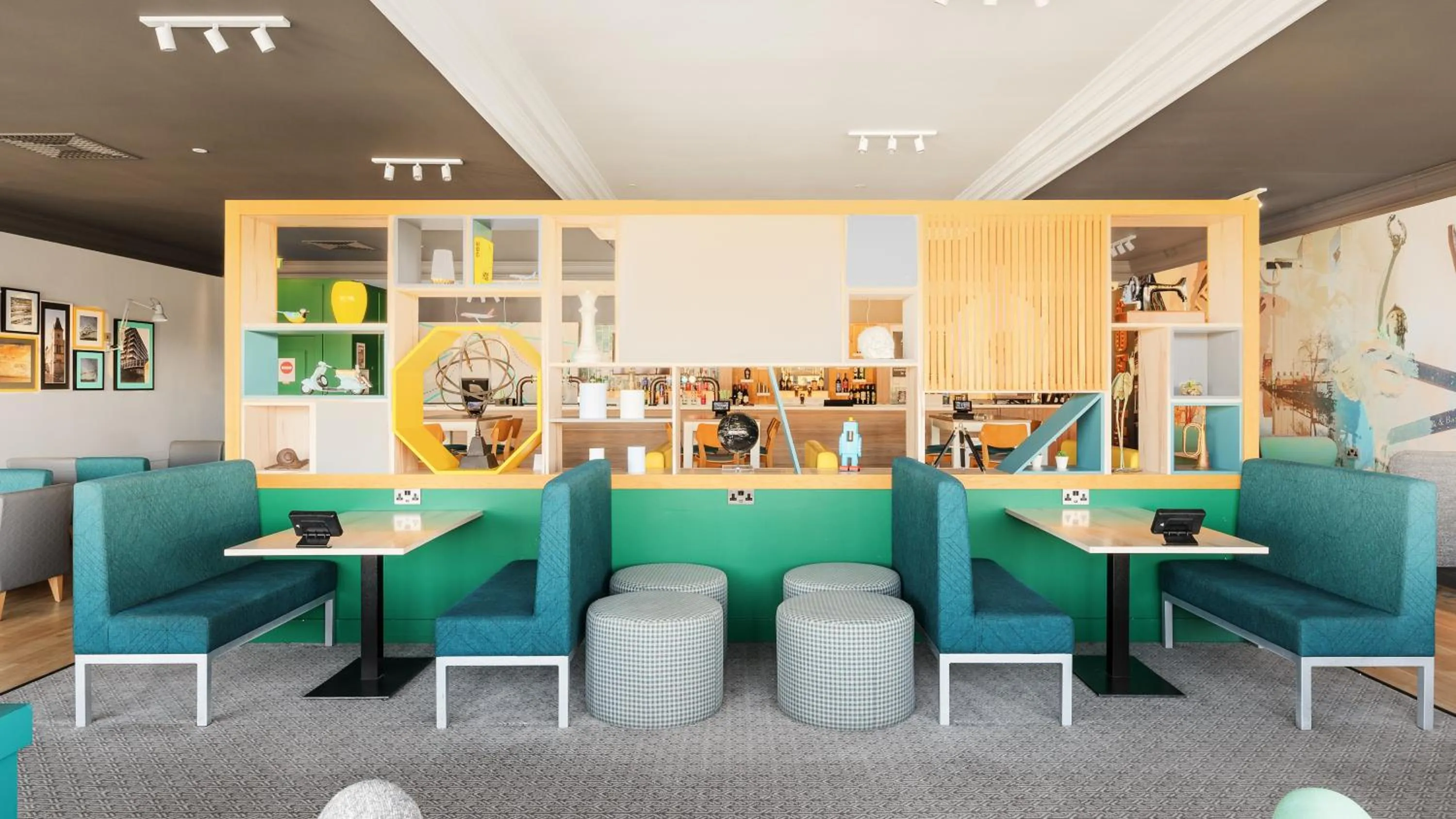 Restaurant/places to eat in Holiday Inn Leeds Brighouse by IHG