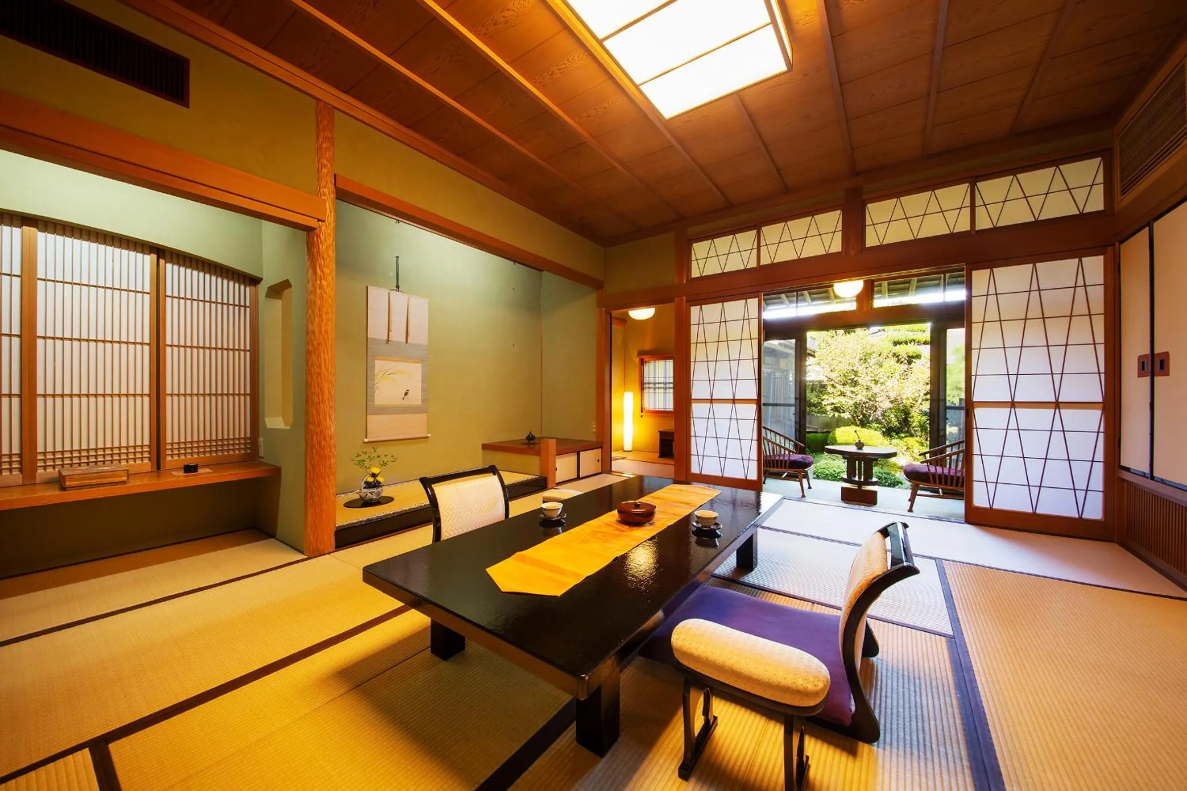 Living room in Ryoutei Ryokan Yasui