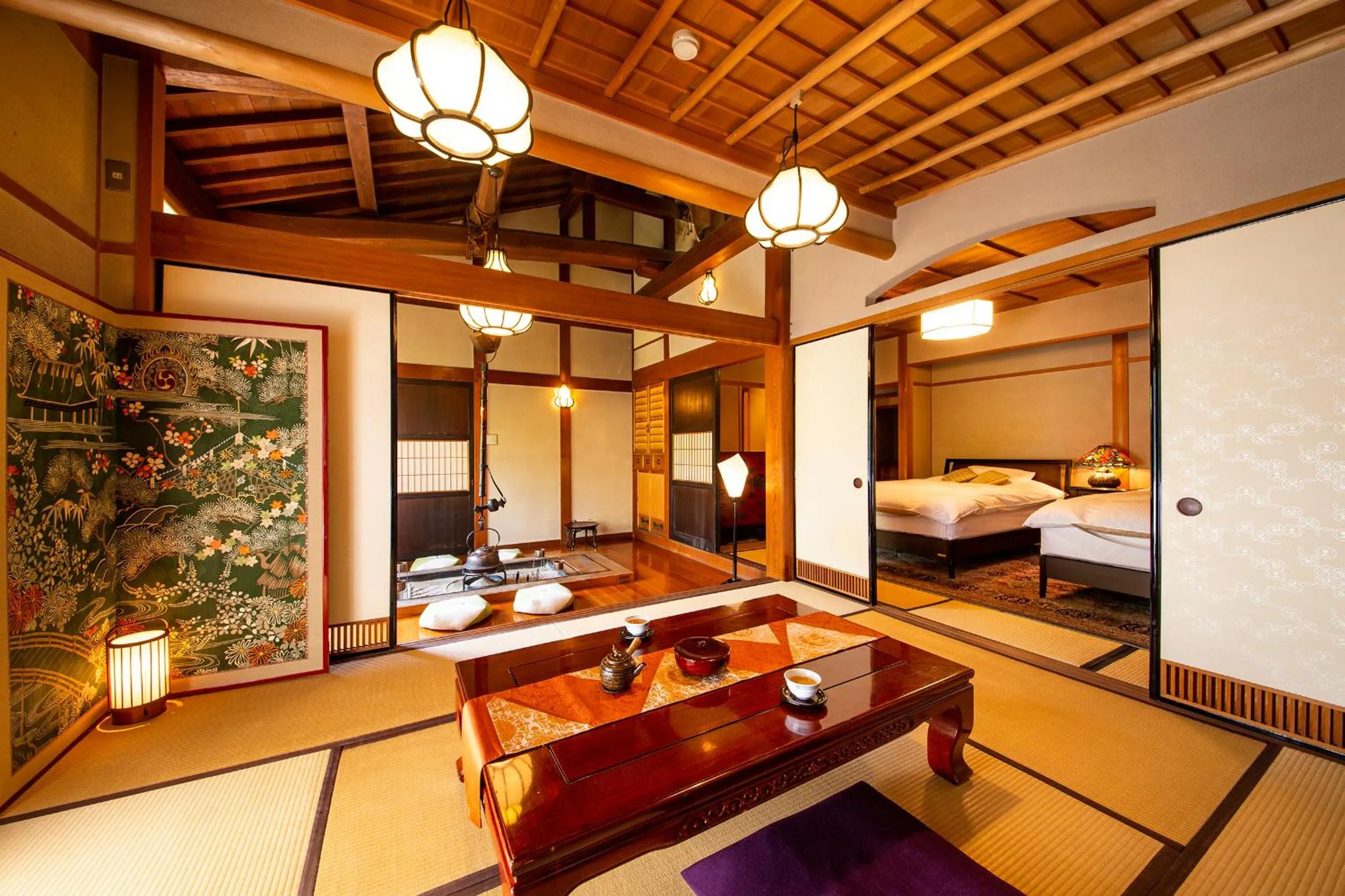 Bed in Ryoutei Ryokan Yasui