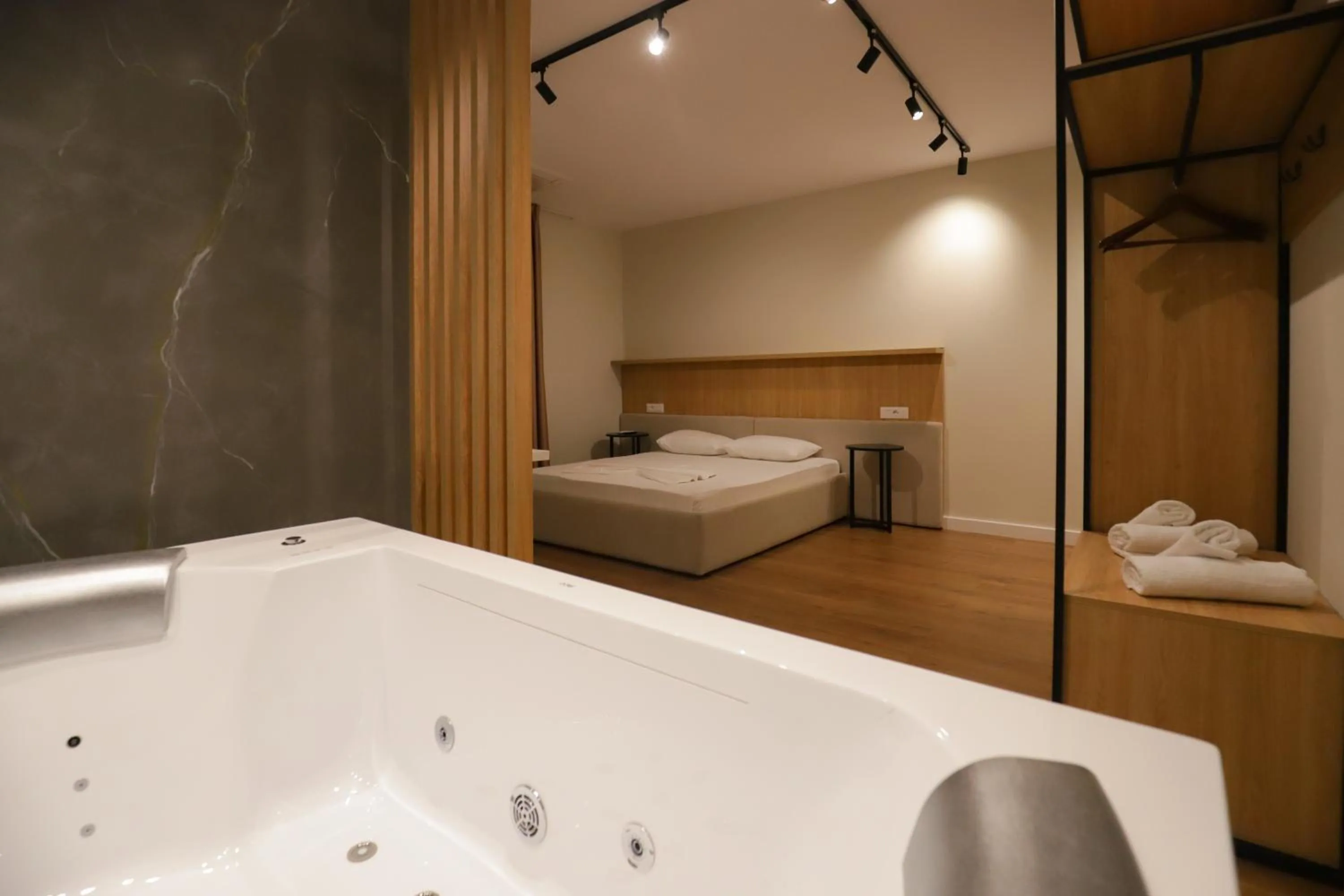 Bed in Hotel Relax City Center