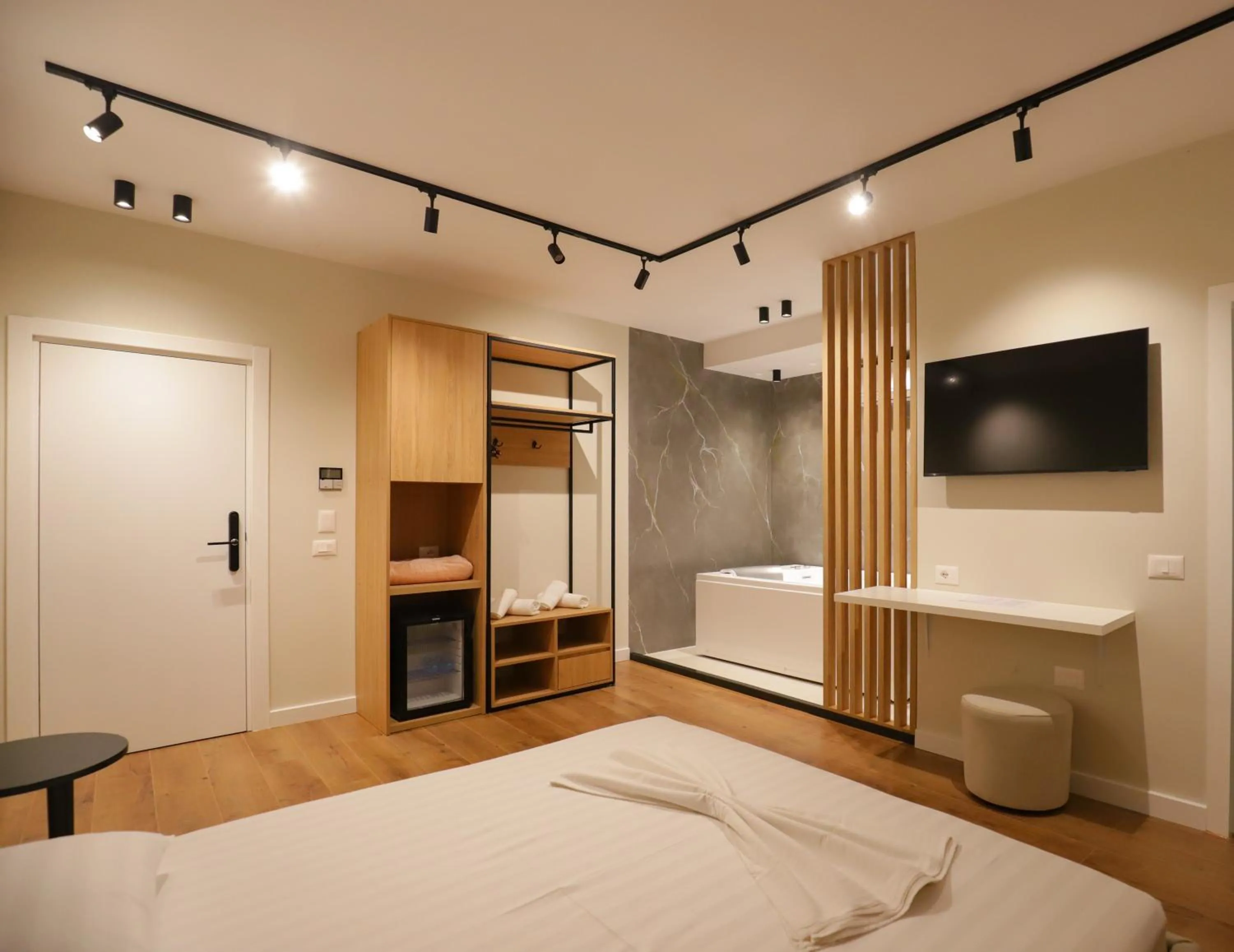 Bed in Hotel Relax City Center