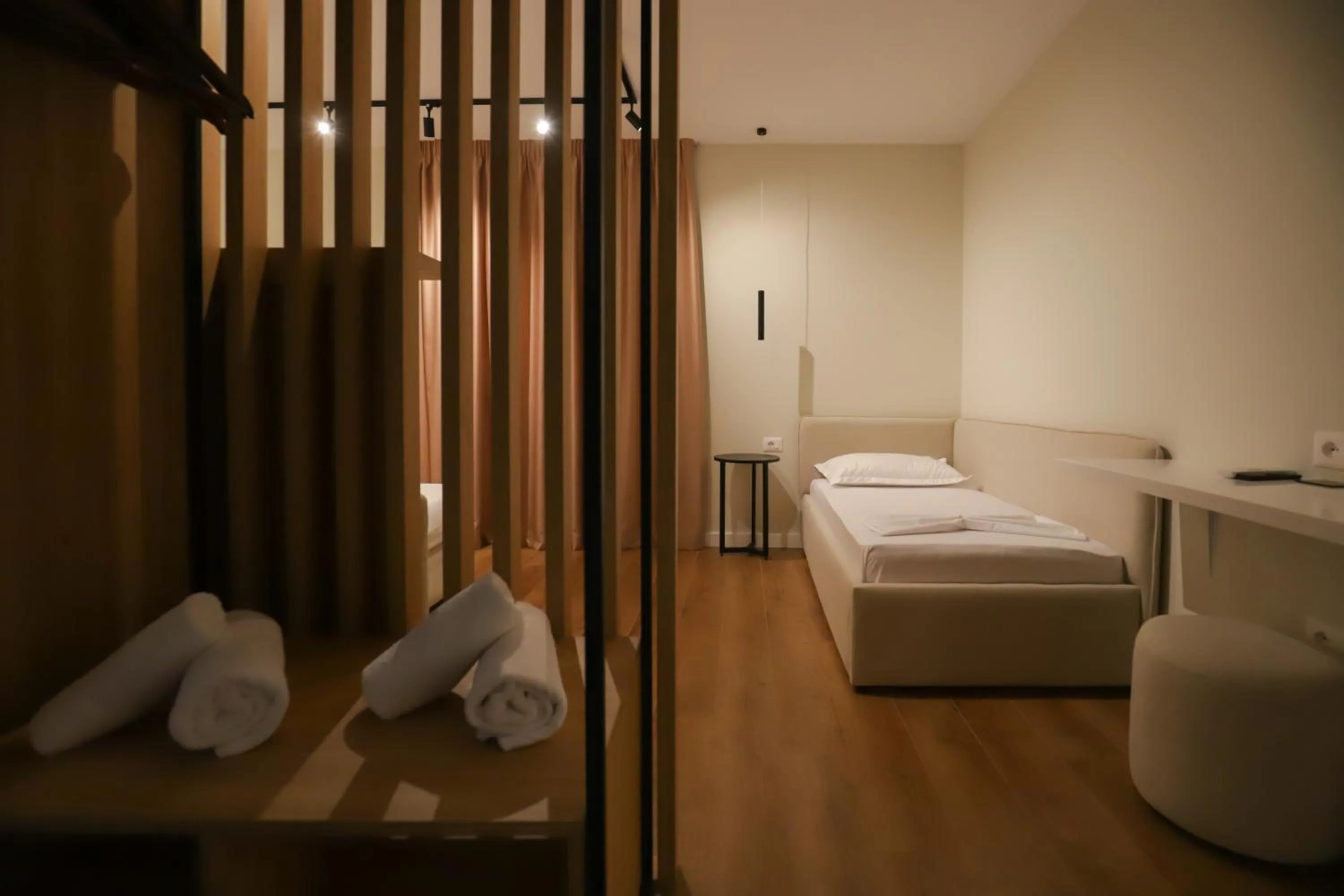 Bed in Hotel Relax City Center