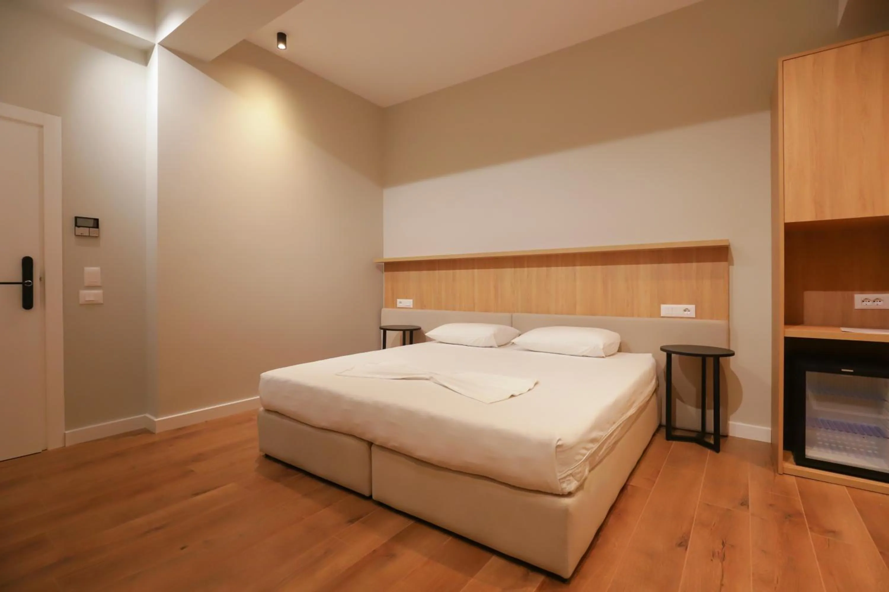 Bed in Hotel Relax City Center