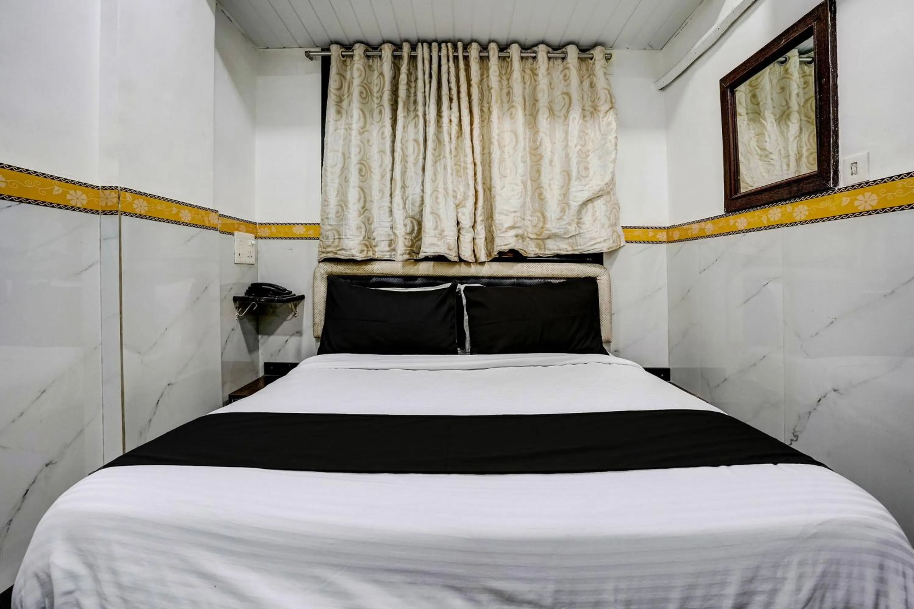 Lobby or reception, Bed in Hotel O Shree Sai Residency