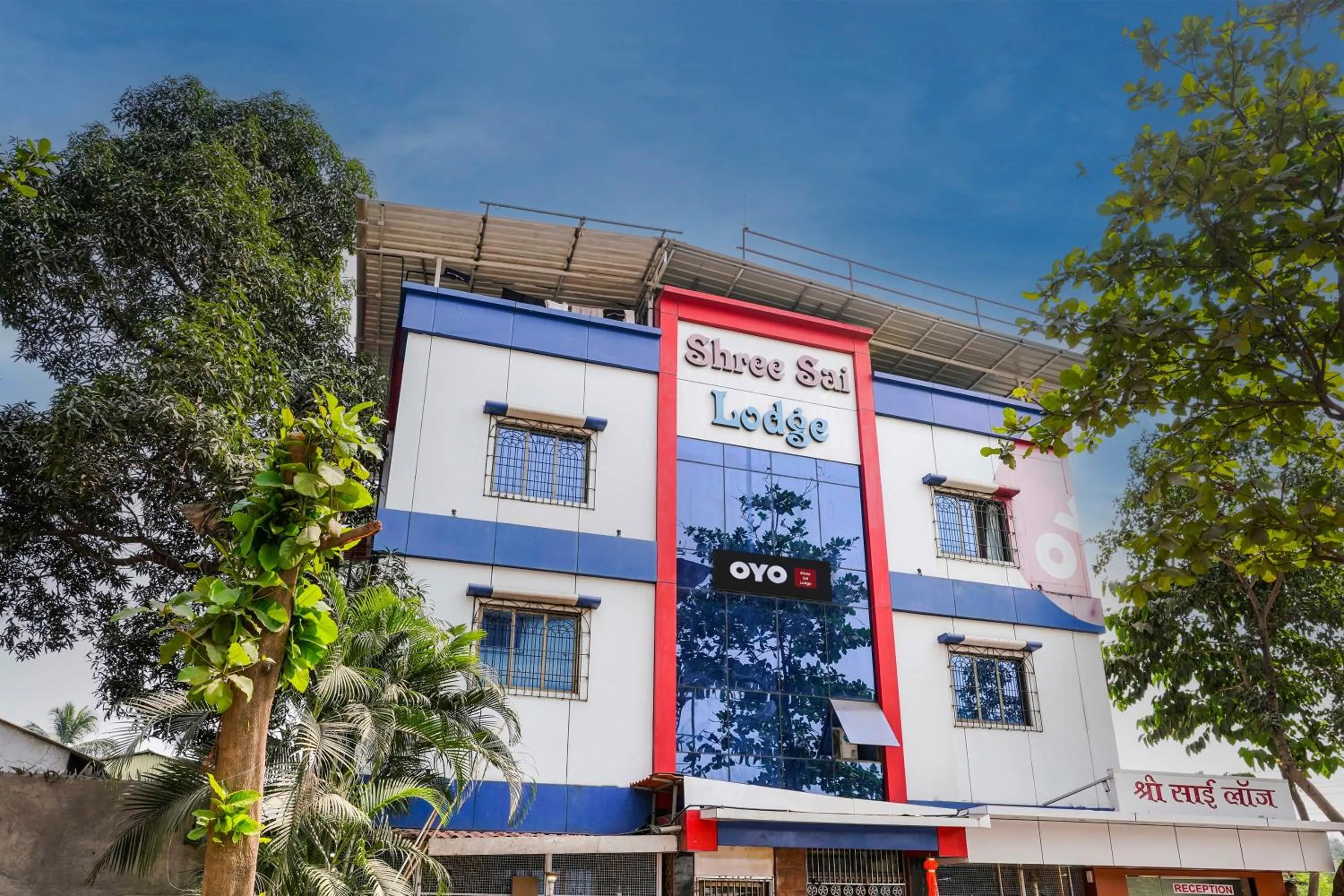 Facade/entrance in Hotel O Shree Sai Residency