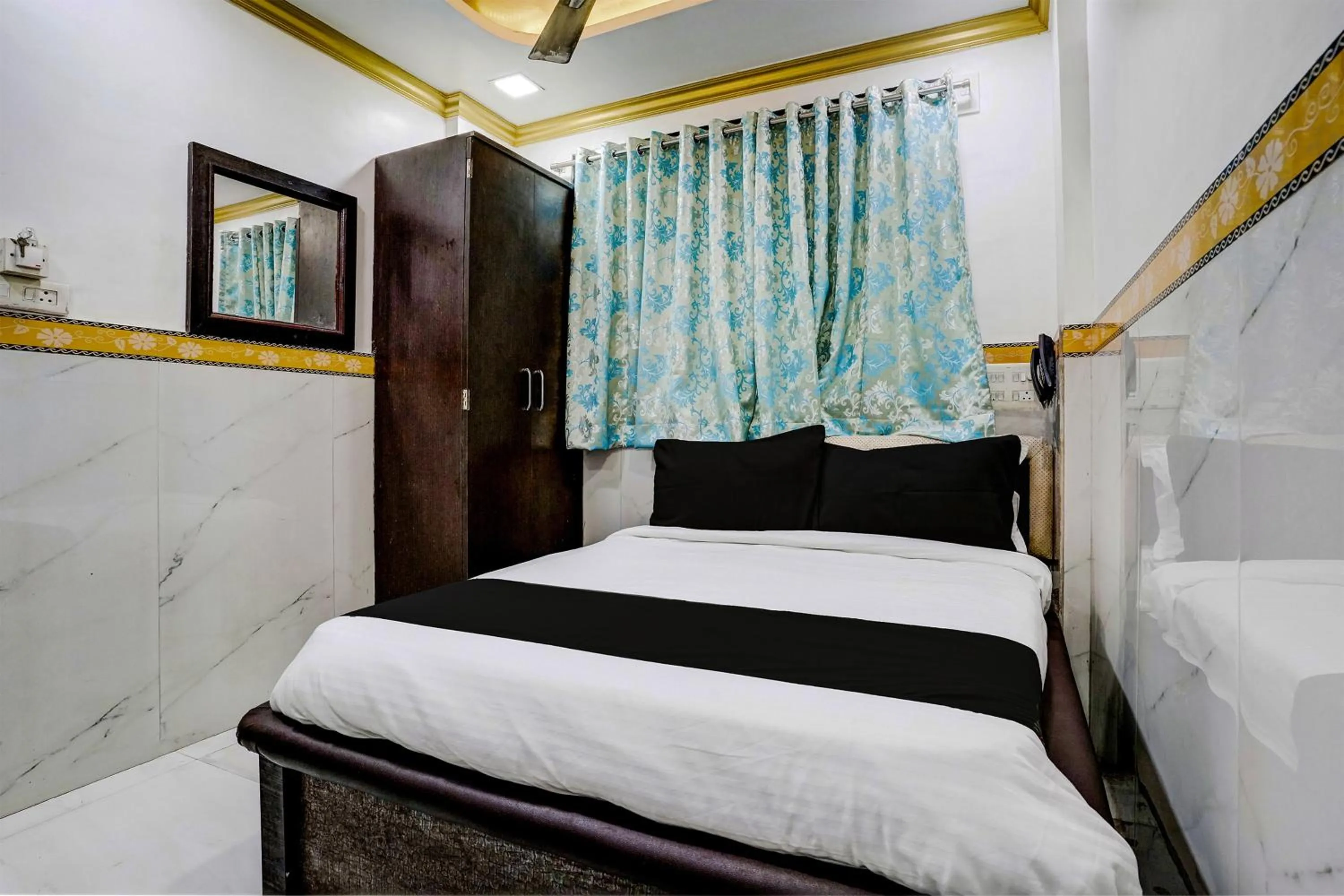 Lobby or reception, Bed in Hotel O Shree Sai Residency