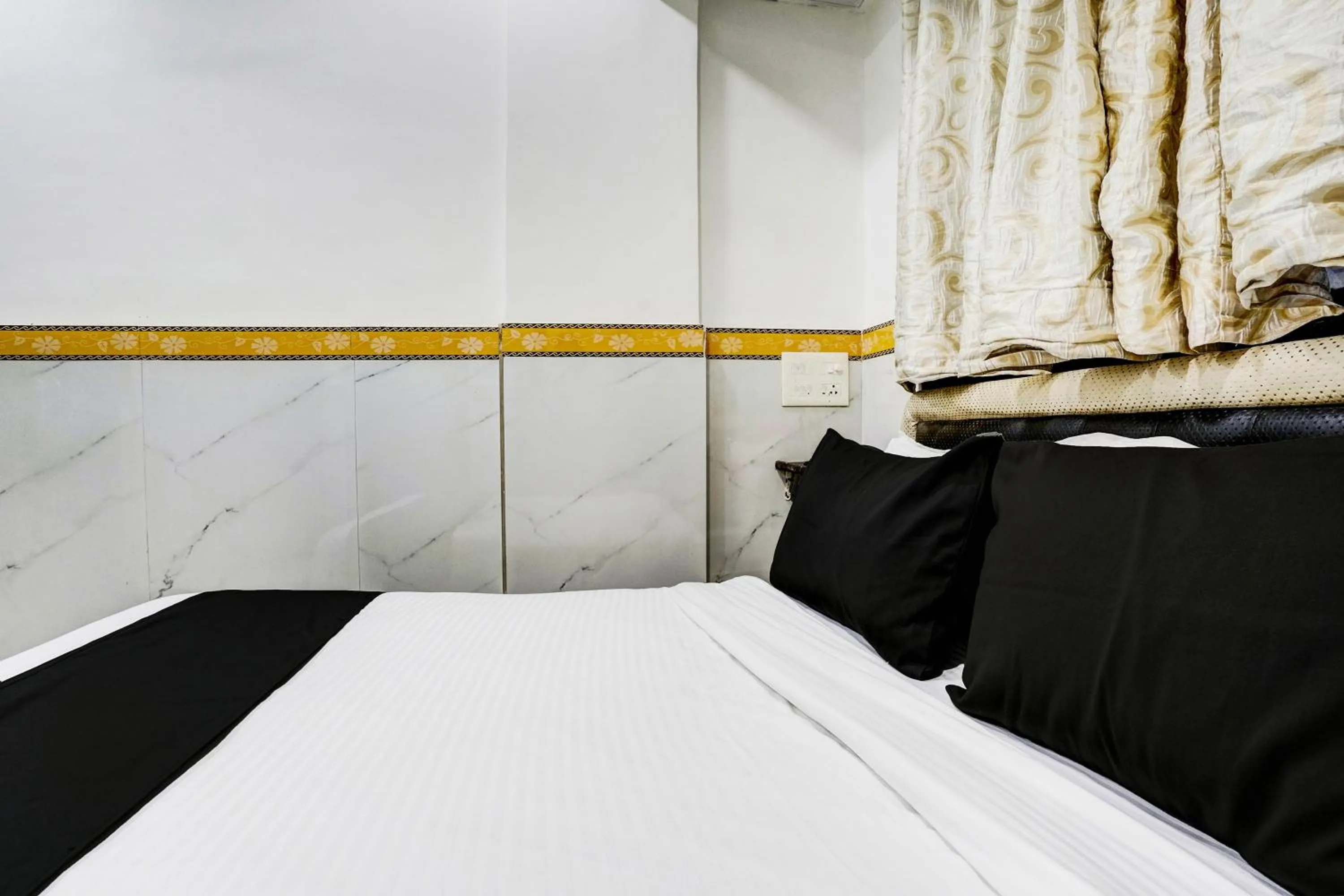 Bedroom, Bed in Hotel O Shree Sai Residency