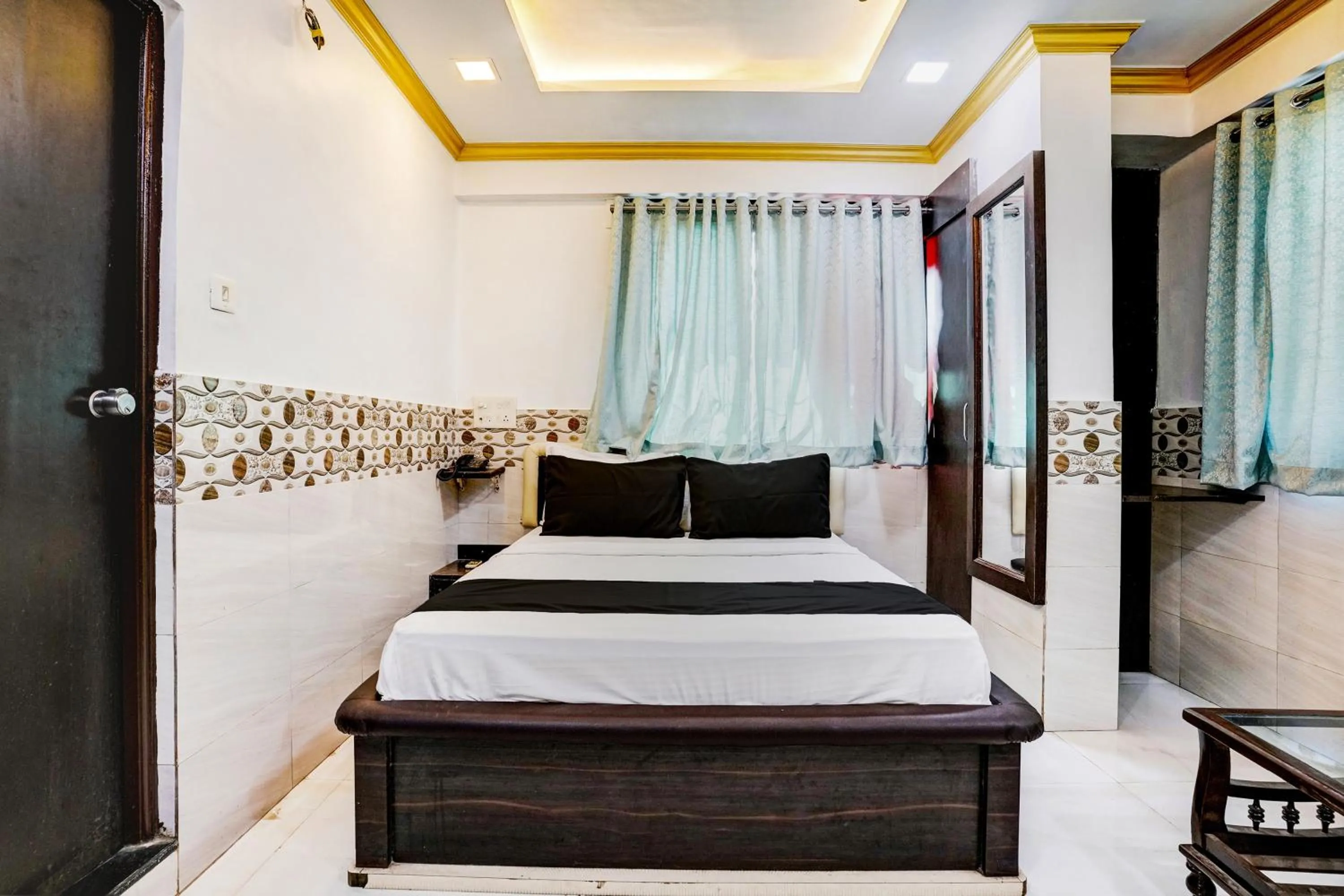 Lobby or reception, Bed in Hotel O Shree Sai Residency