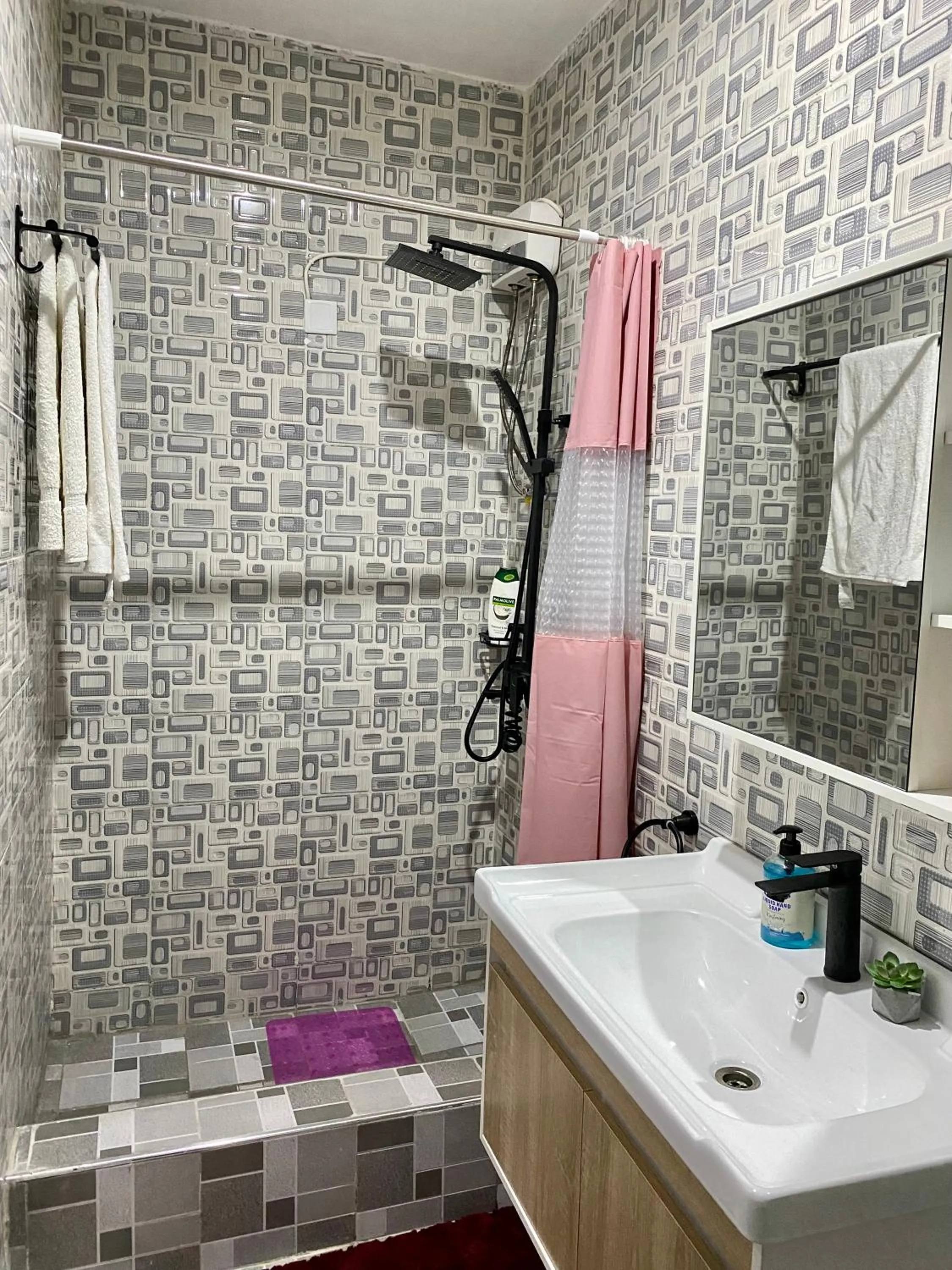 Shower in BryMac Hotel