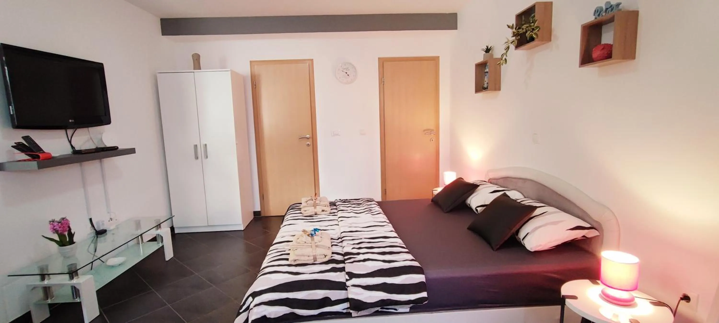 Bed in Apartments Trabakul
