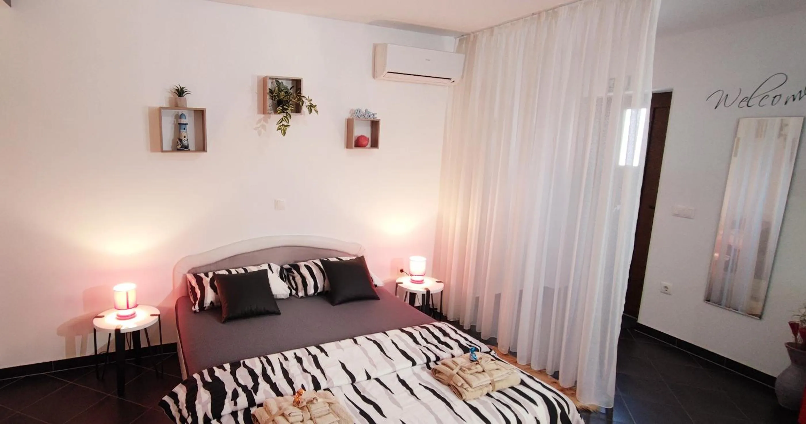 Bed in Apartments Trabakul