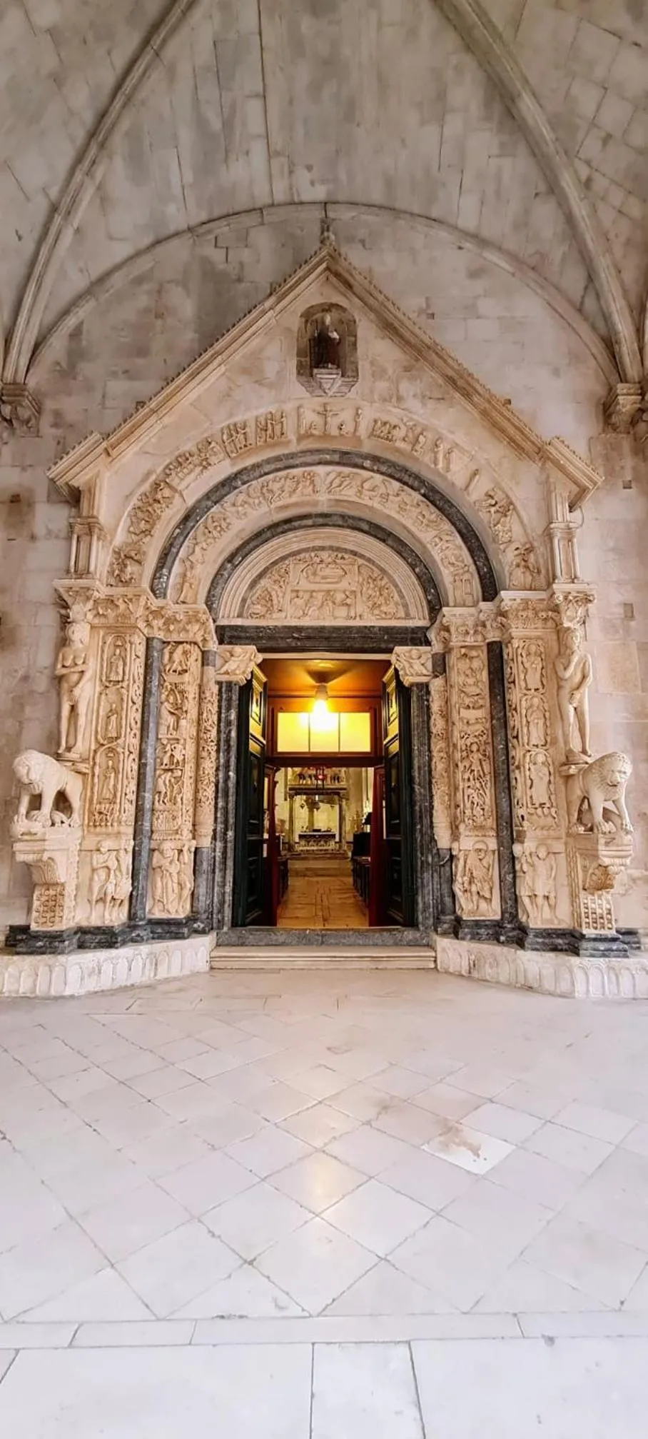 Nearby landmark in Apartments Trabakul