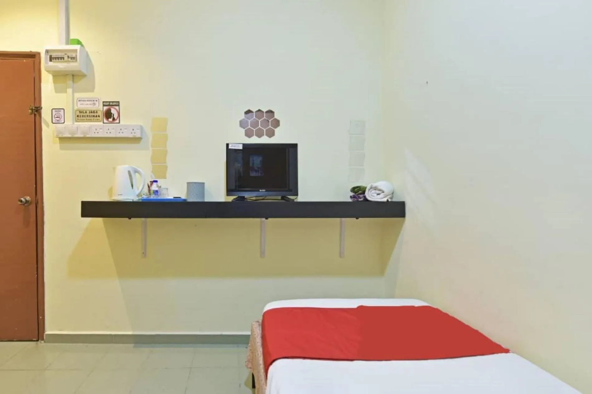 Floor plan, Bed in Dimensi Hotel