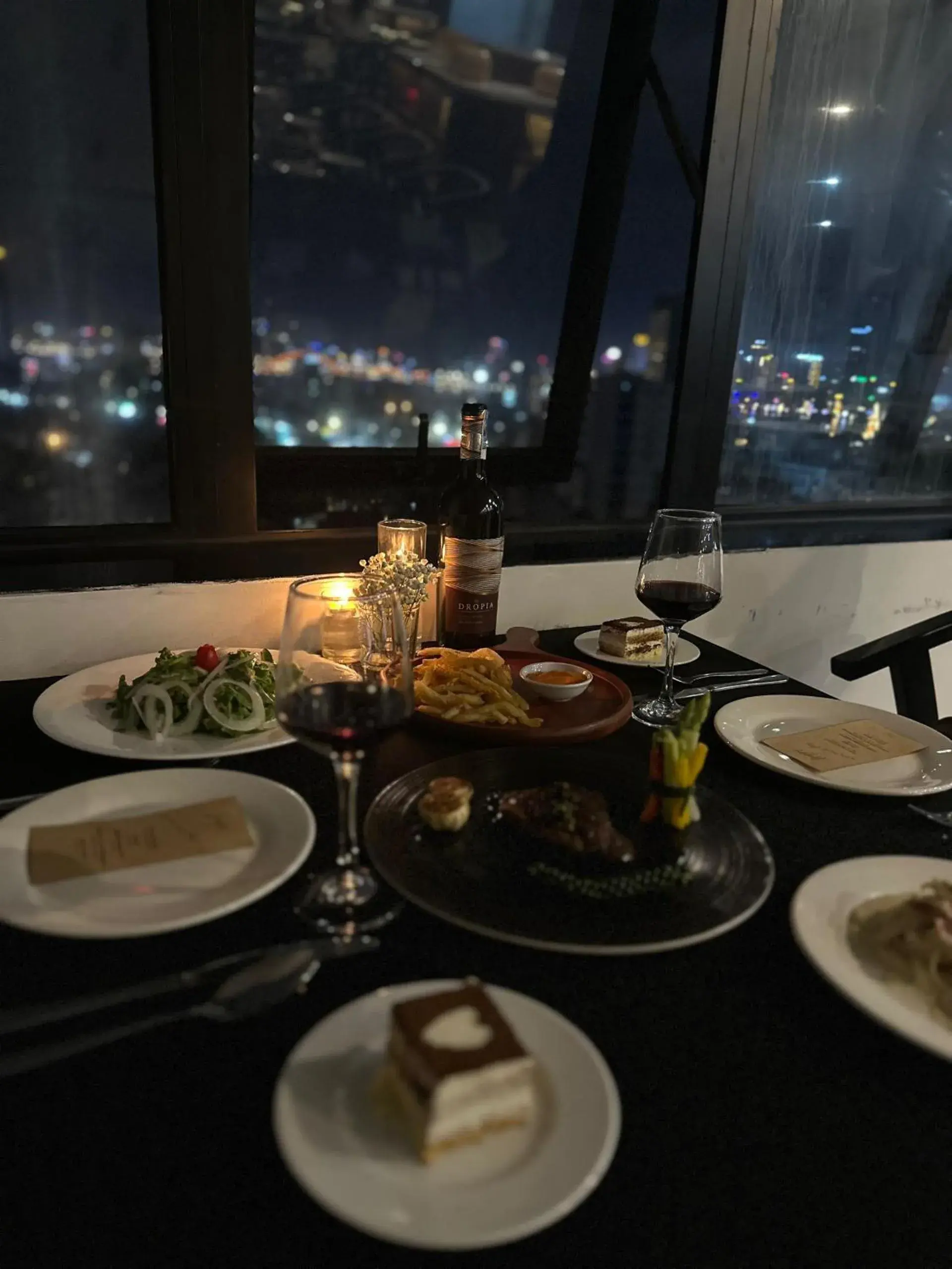 Restaurant/places to eat in ViAn Hotel And Spa Danang Restaurant/places to eat in ViAn Hotel And Spa Danang