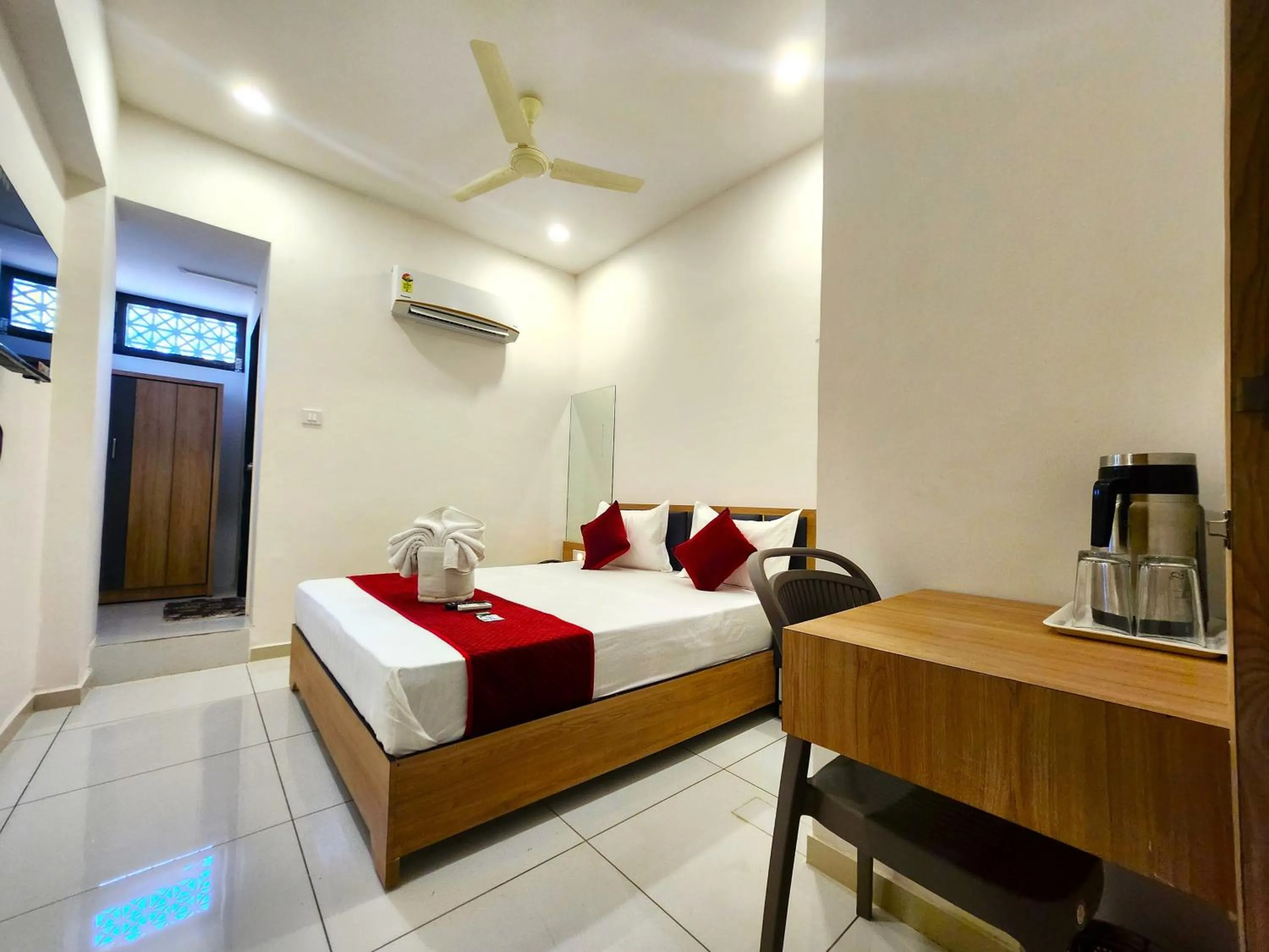 Bed in Hotel Near Me, Rajkot