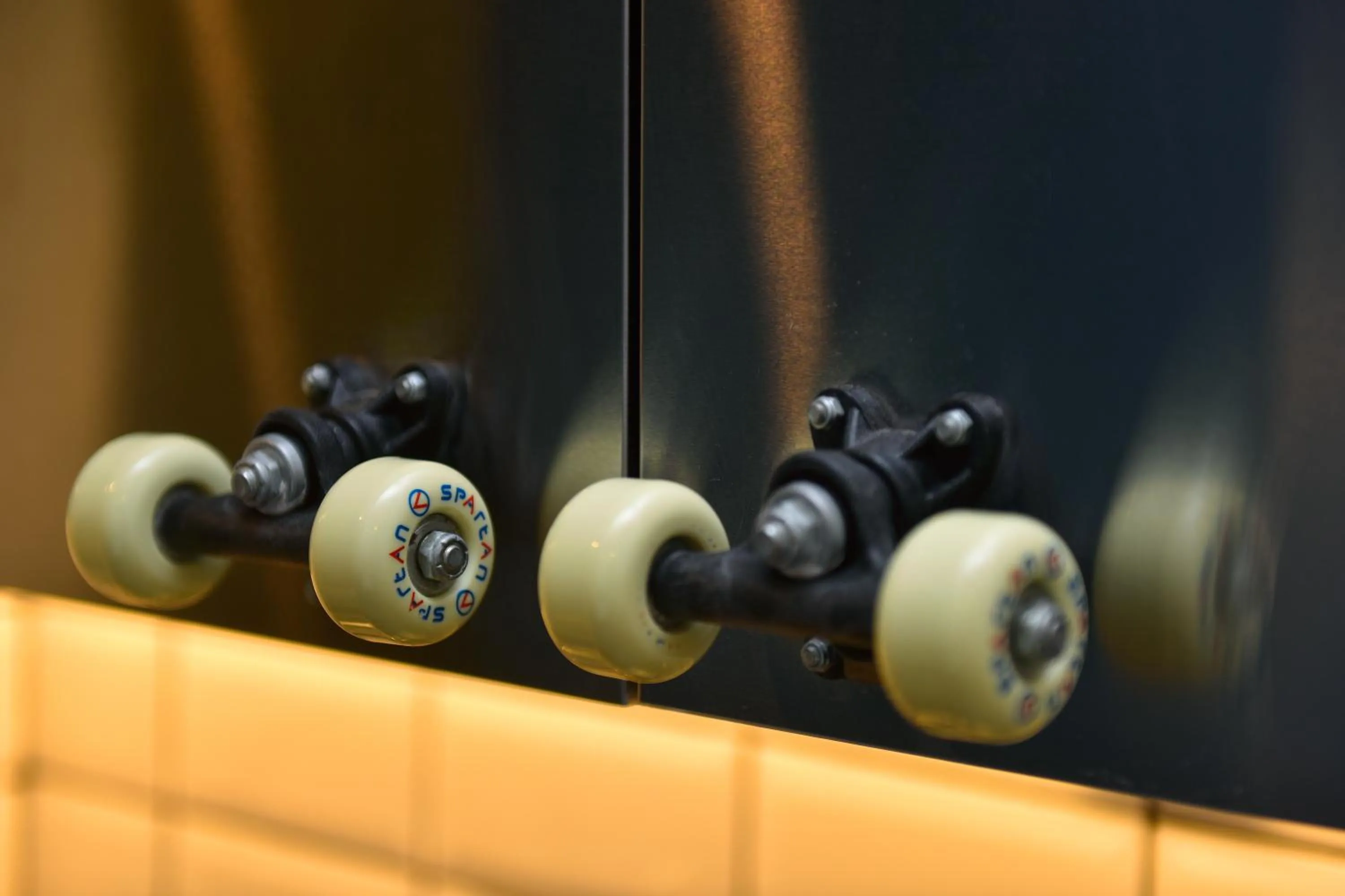 Decorative detail in Walk Inn Váci 42