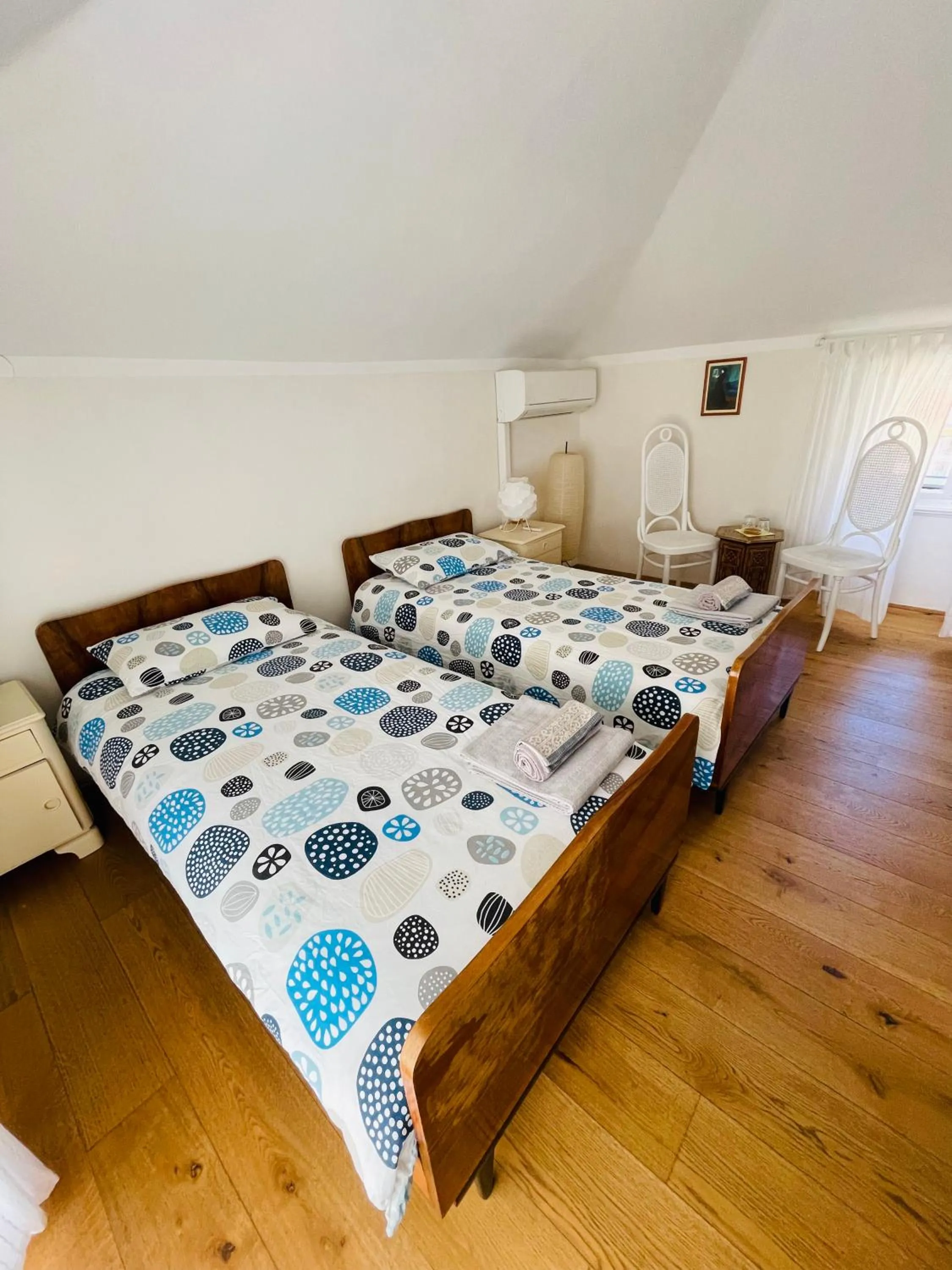 Bed in Villa Verde Piran, Authentic Mediterranean Stay