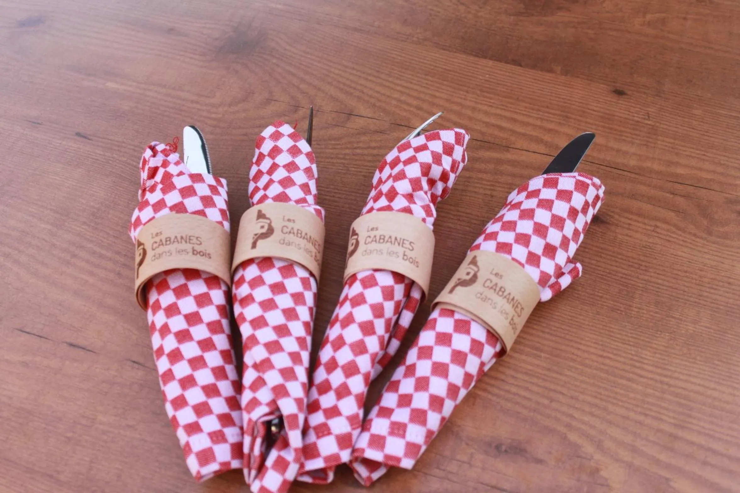 Food and drinks in Les Cabanes Dans Les Bois Logis Hôtel