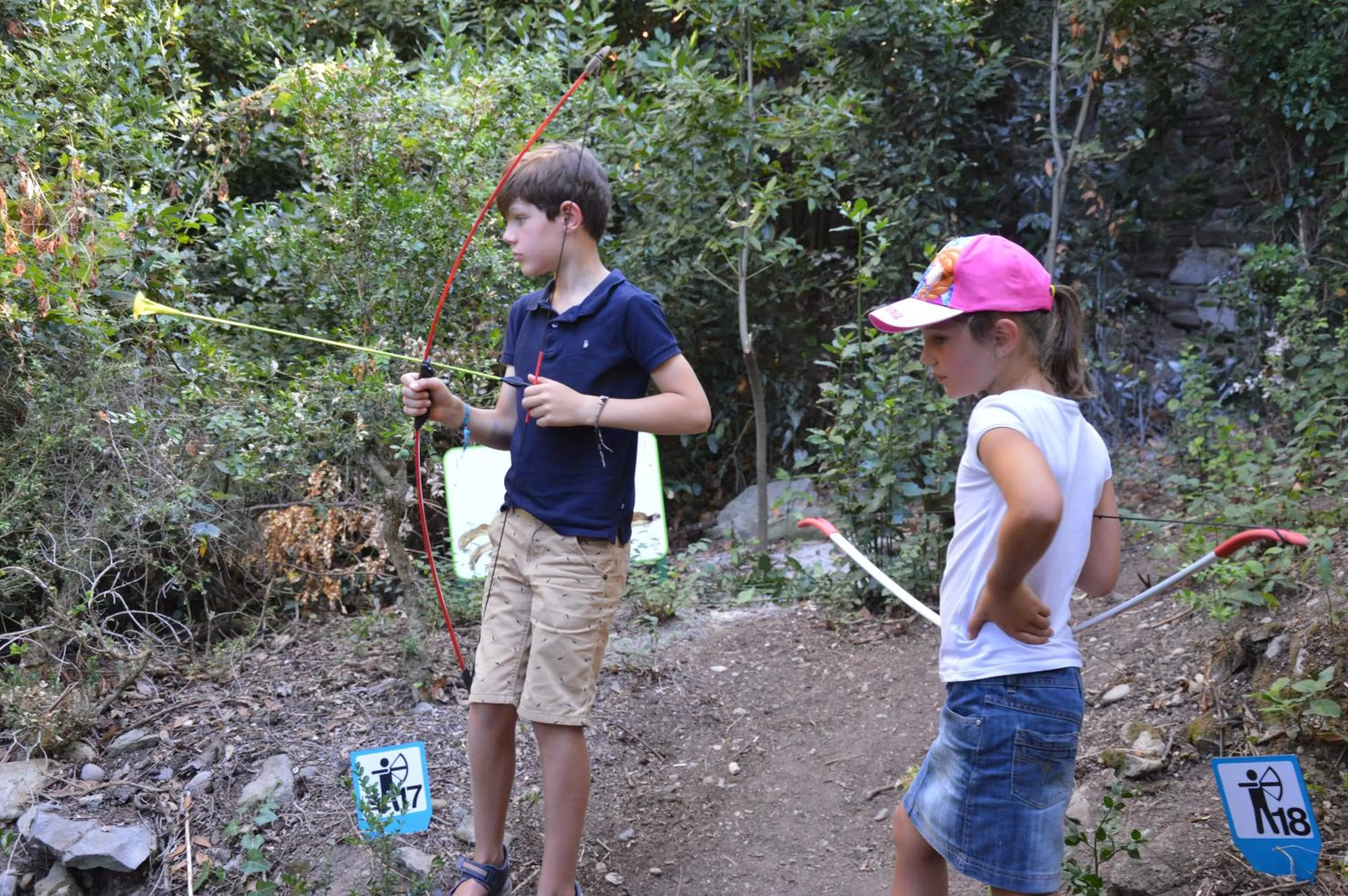Activities in Les Cabanes Dans Les Bois Logis Hôtel