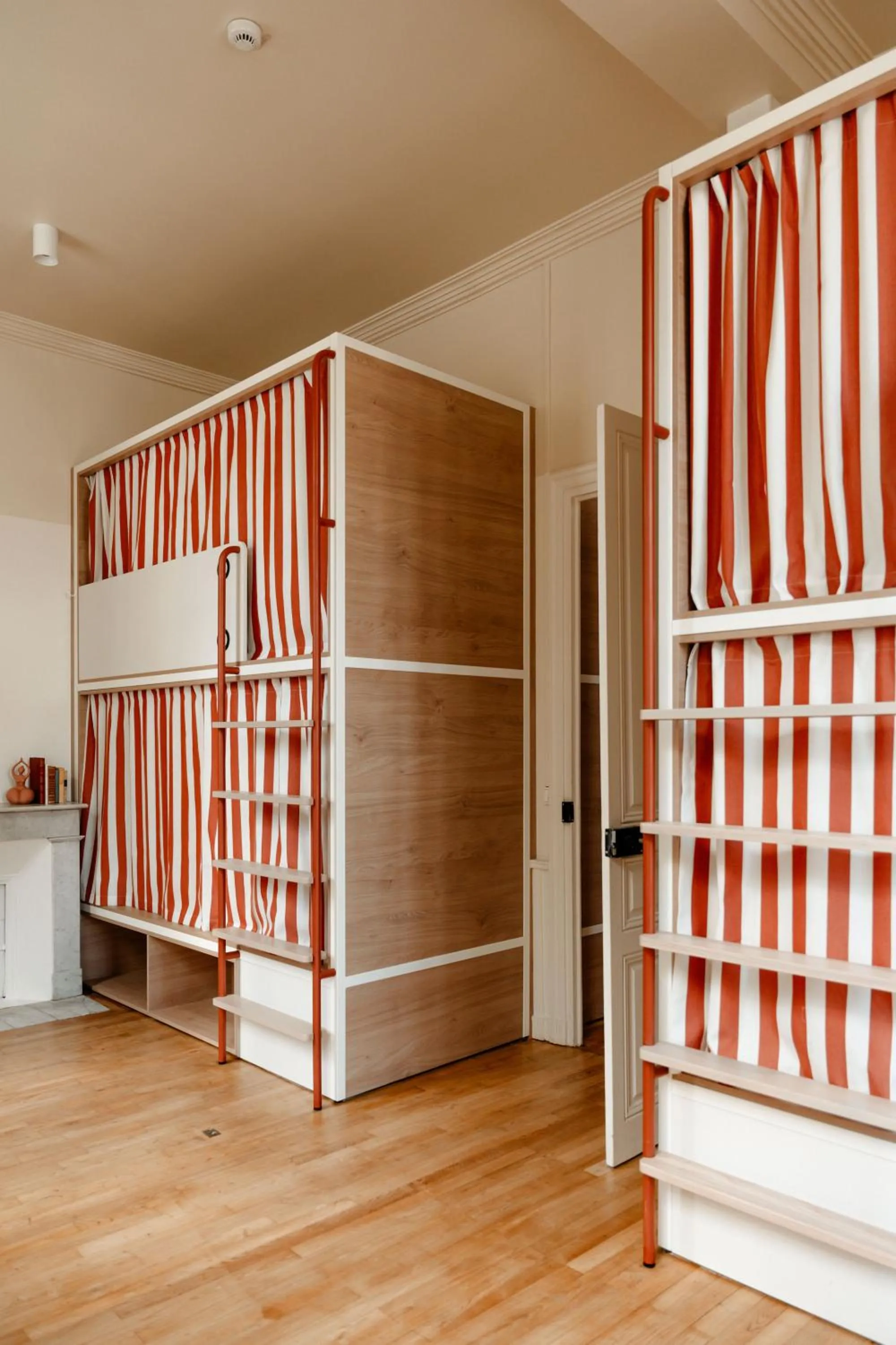 bunk bed in CENTRAL Hostel La Rochelle Centre