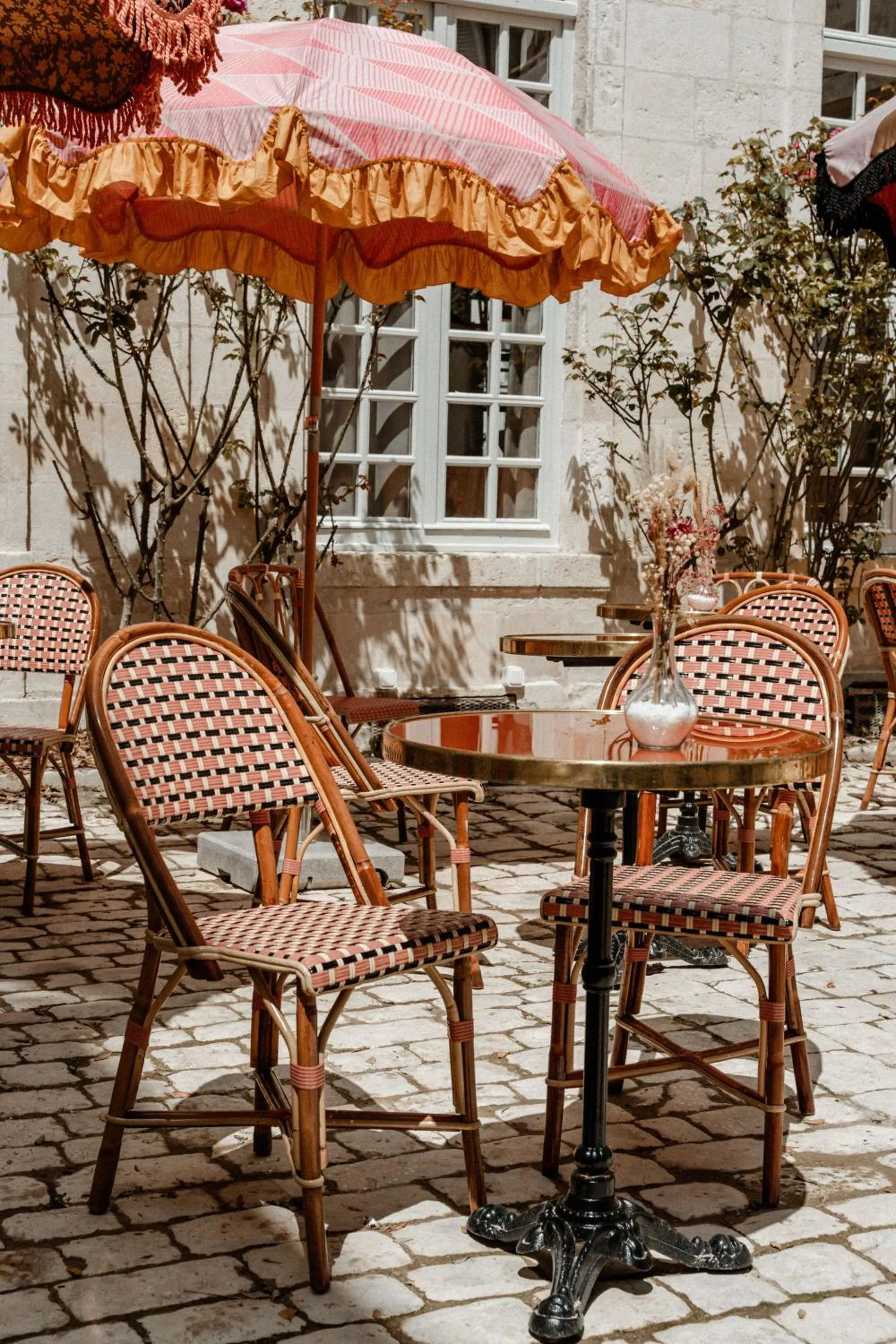 Patio in CENTRAL Hostel La Rochelle Centre