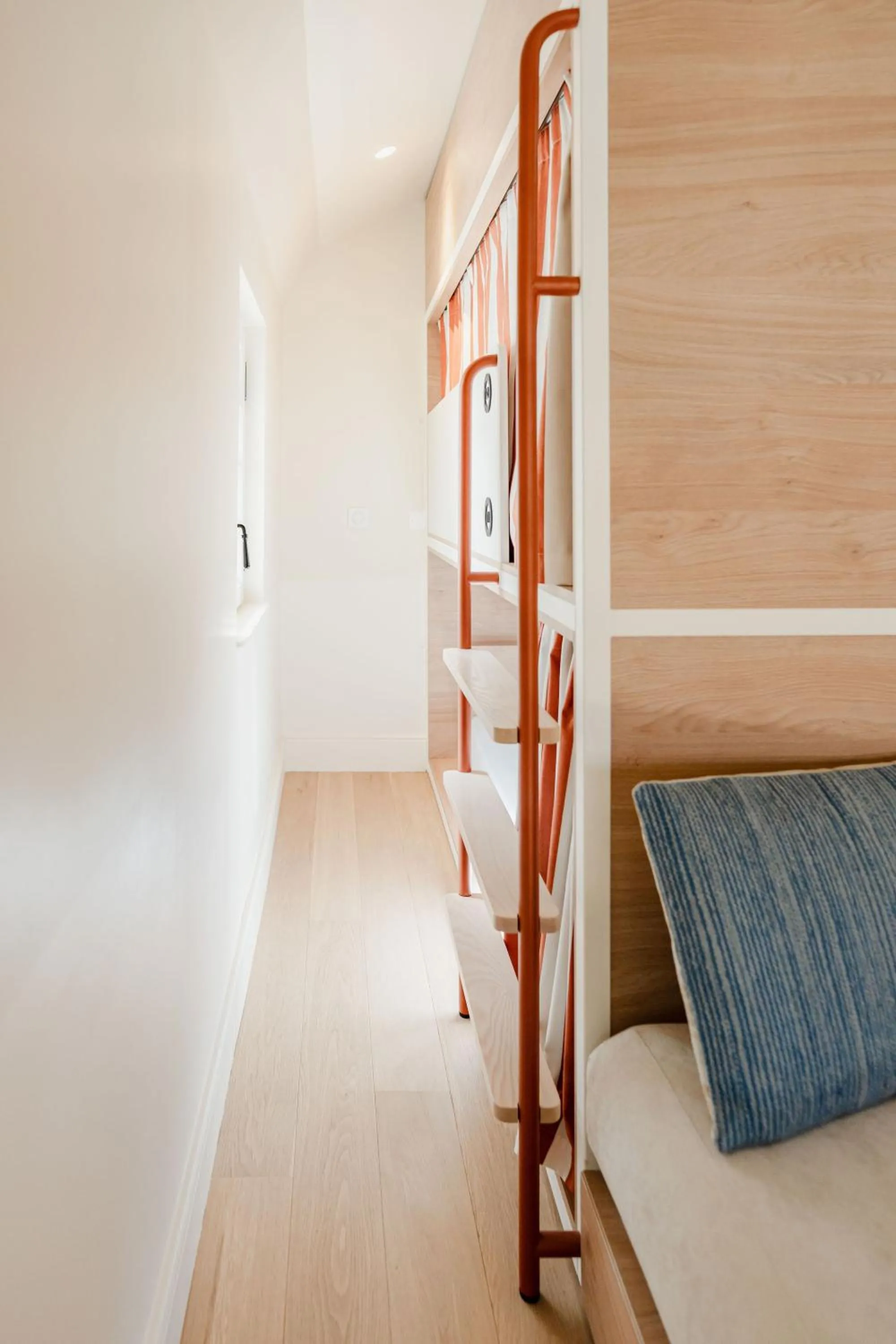 bunk bed, Bed in CENTRAL Hostel La Rochelle Centre