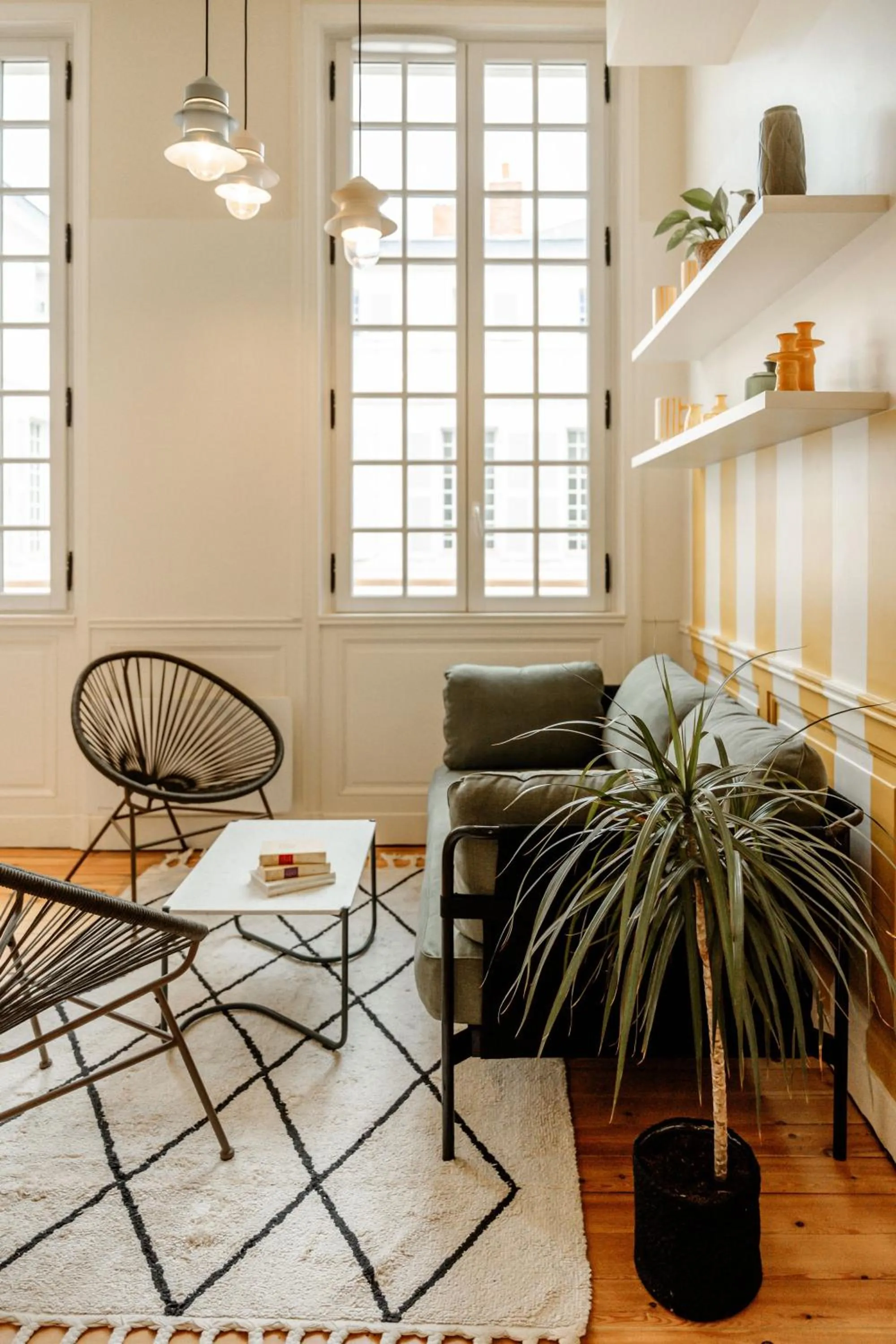 Living room in CENTRAL Hostel La Rochelle Centre