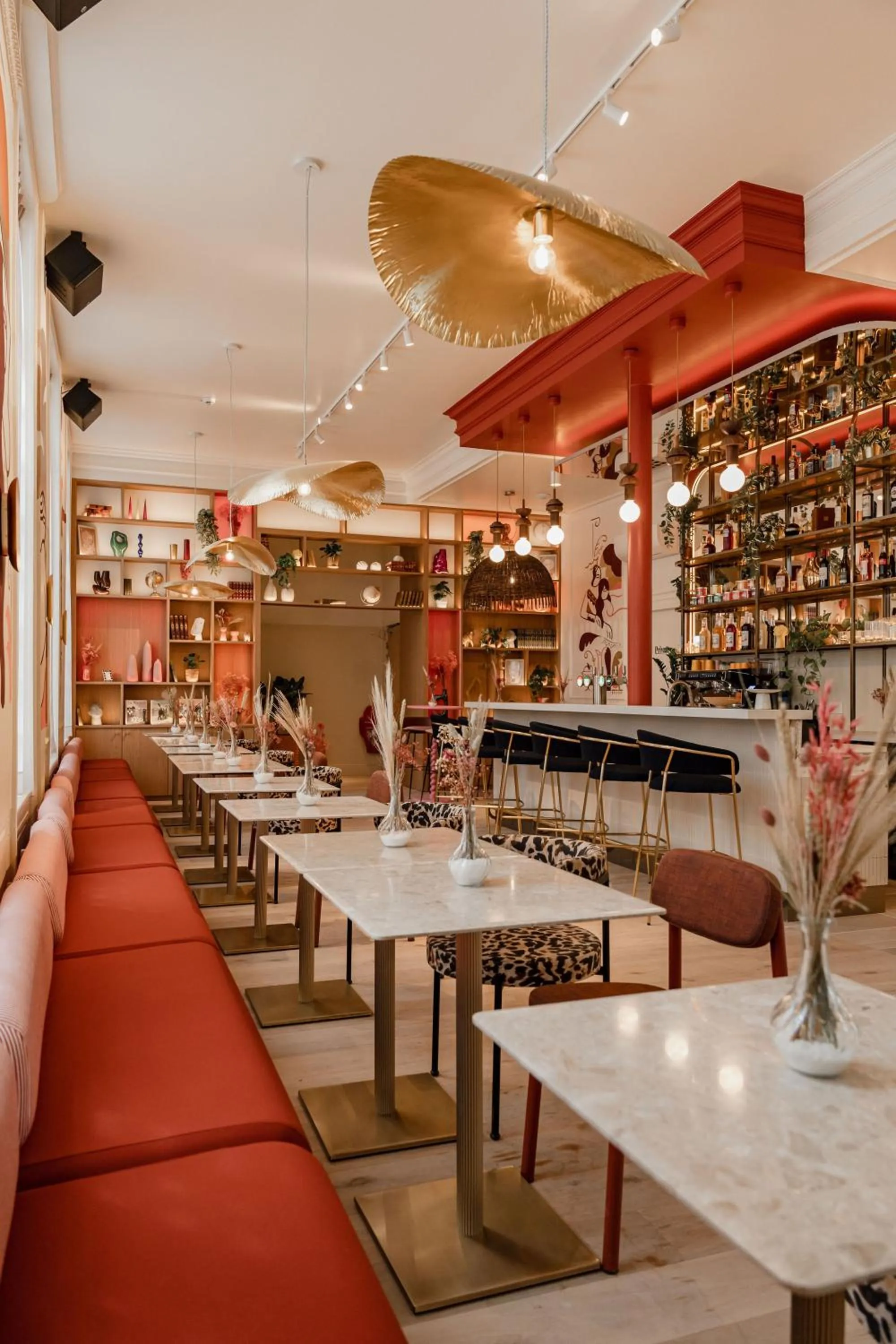 Restaurant/places to eat in CENTRAL Hostel La Rochelle Centre