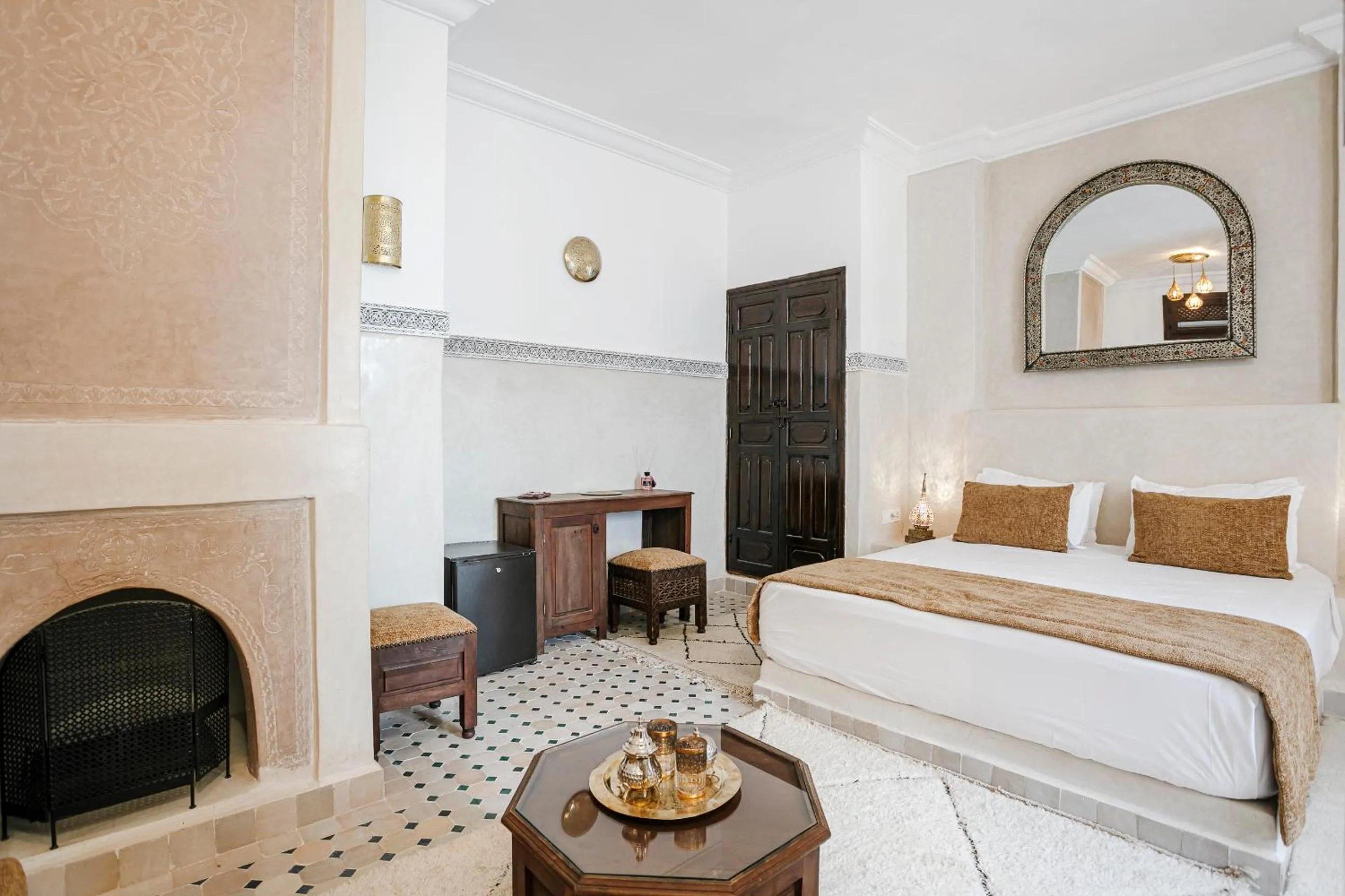 Bed in RIAD ELNOUJOUM