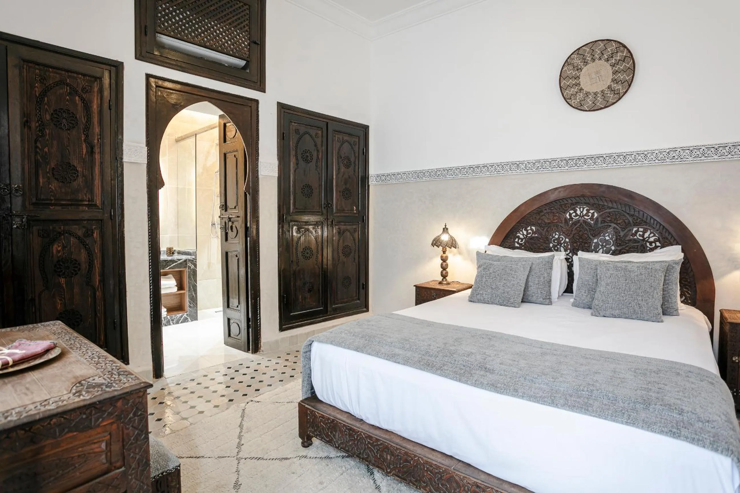 Photo of the whole room, Bed in RIAD ELNOUJOUM