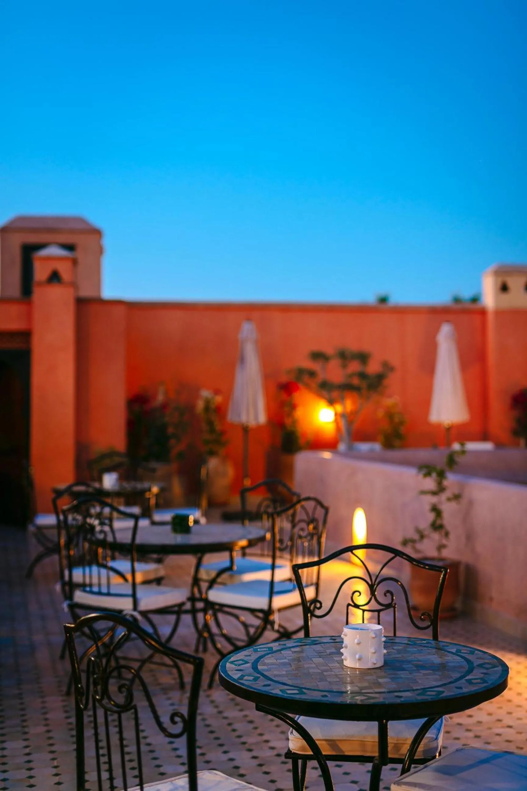 RIAD ELNOUJOUM