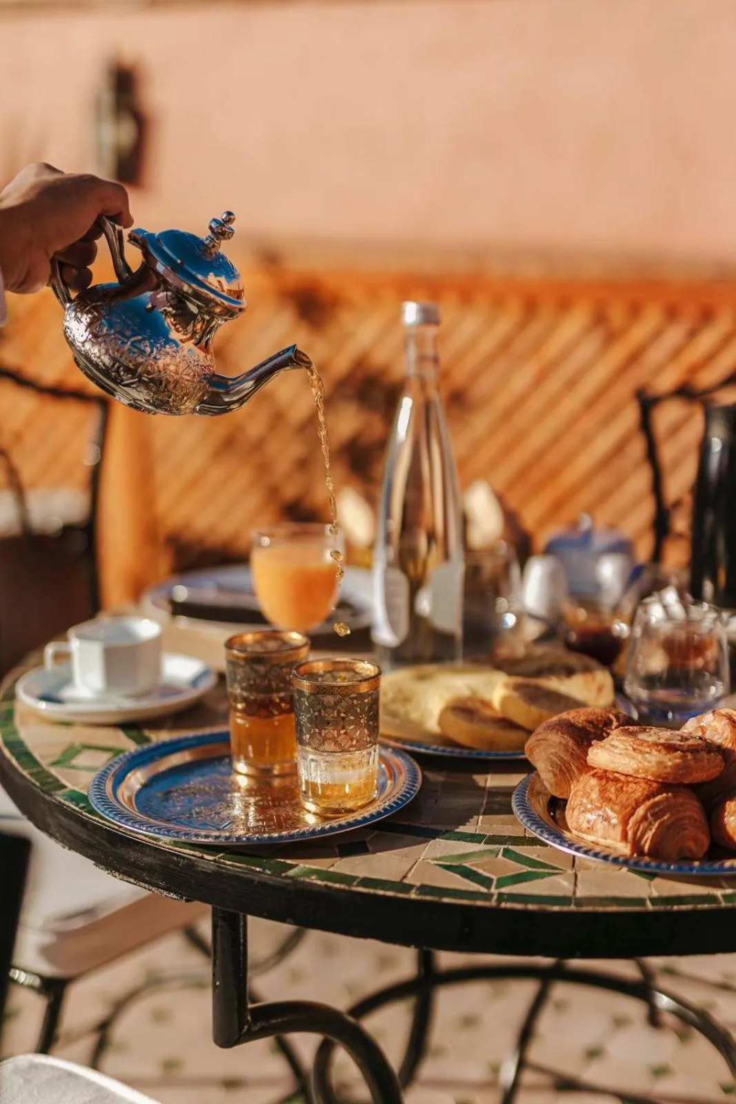 RIAD ELNOUJOUM