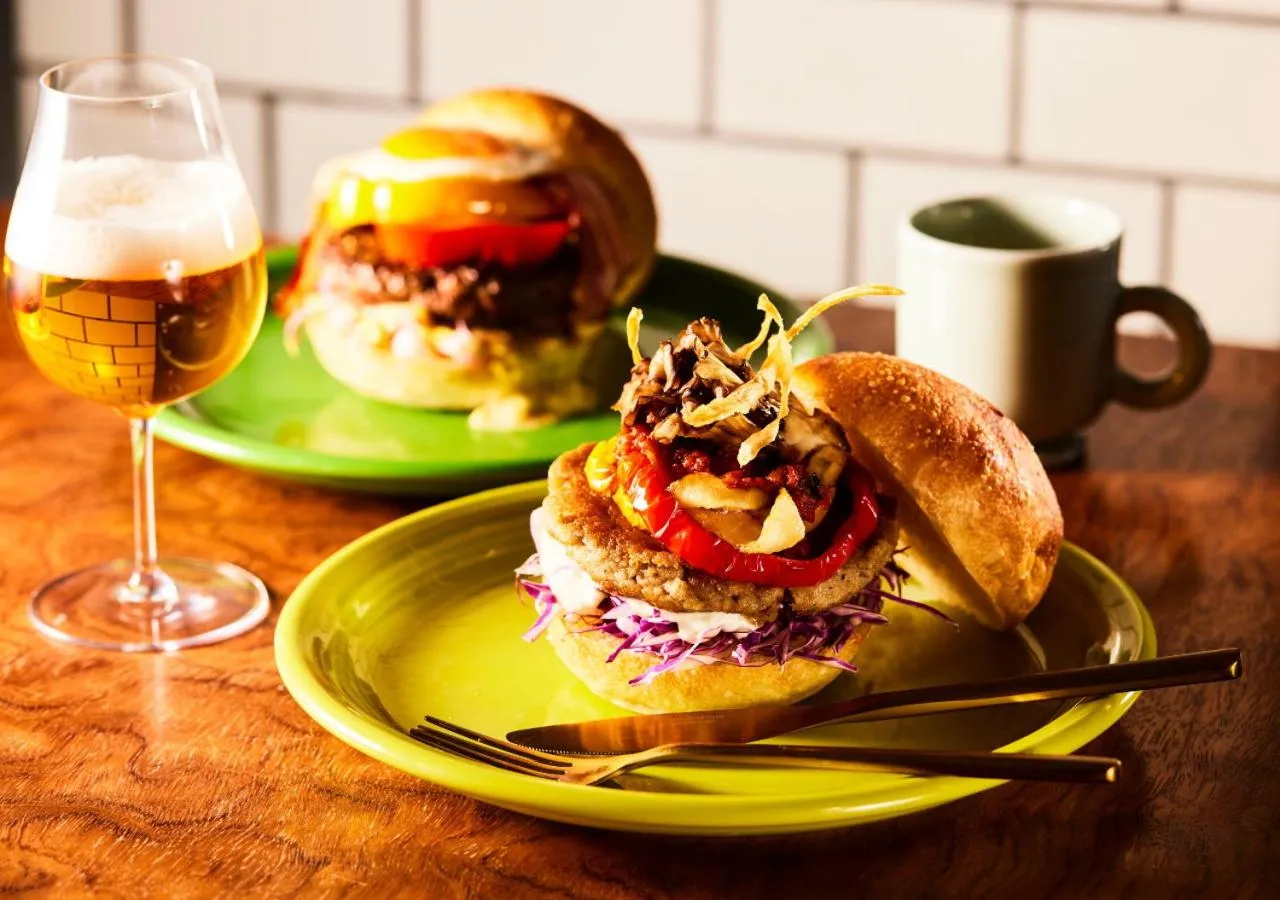 Restaurant/places to eat in HOTEL GRAPHY Shibuya