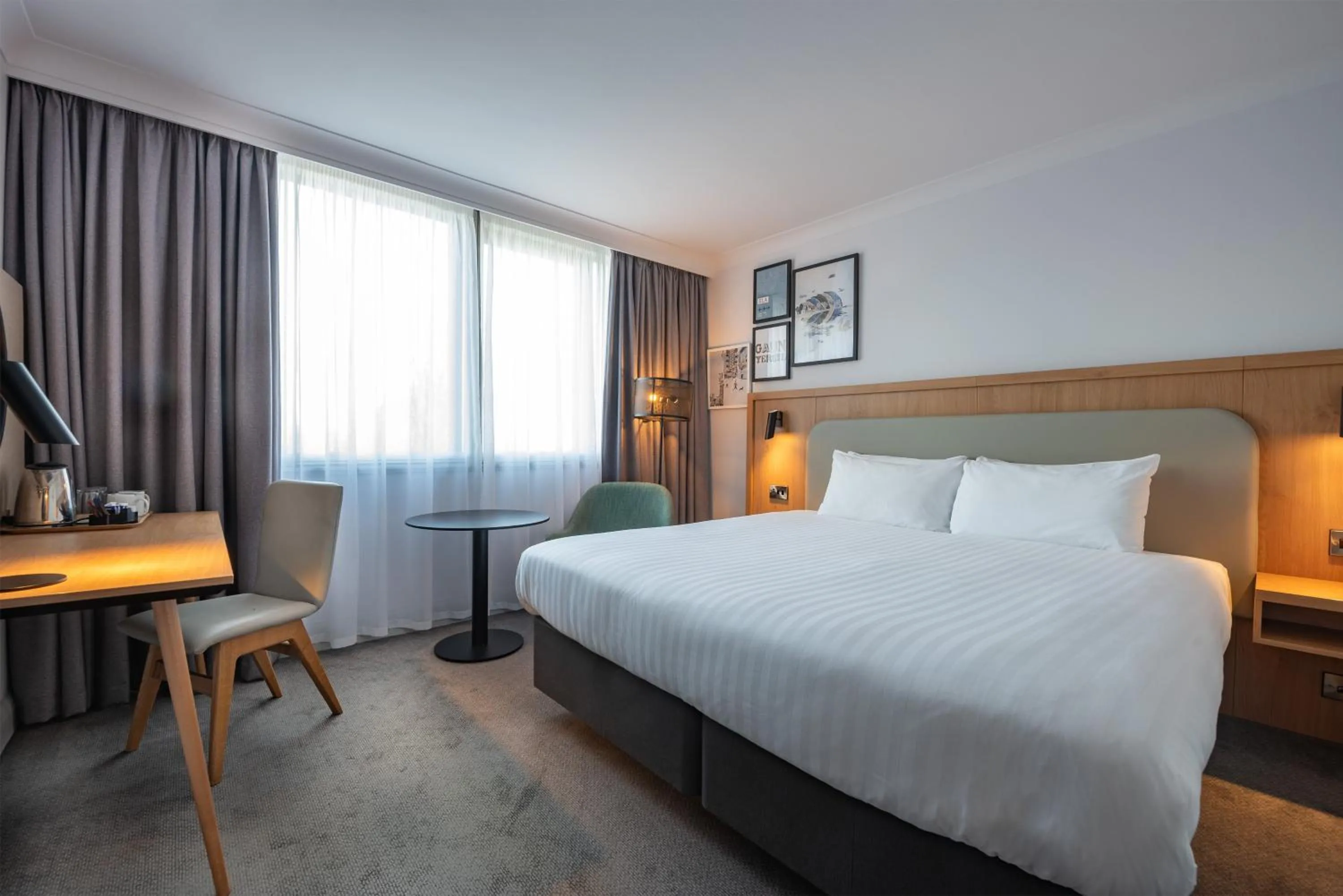 Photo of the whole room, Bed in Holiday Inn - Glasgow Airport by IHG