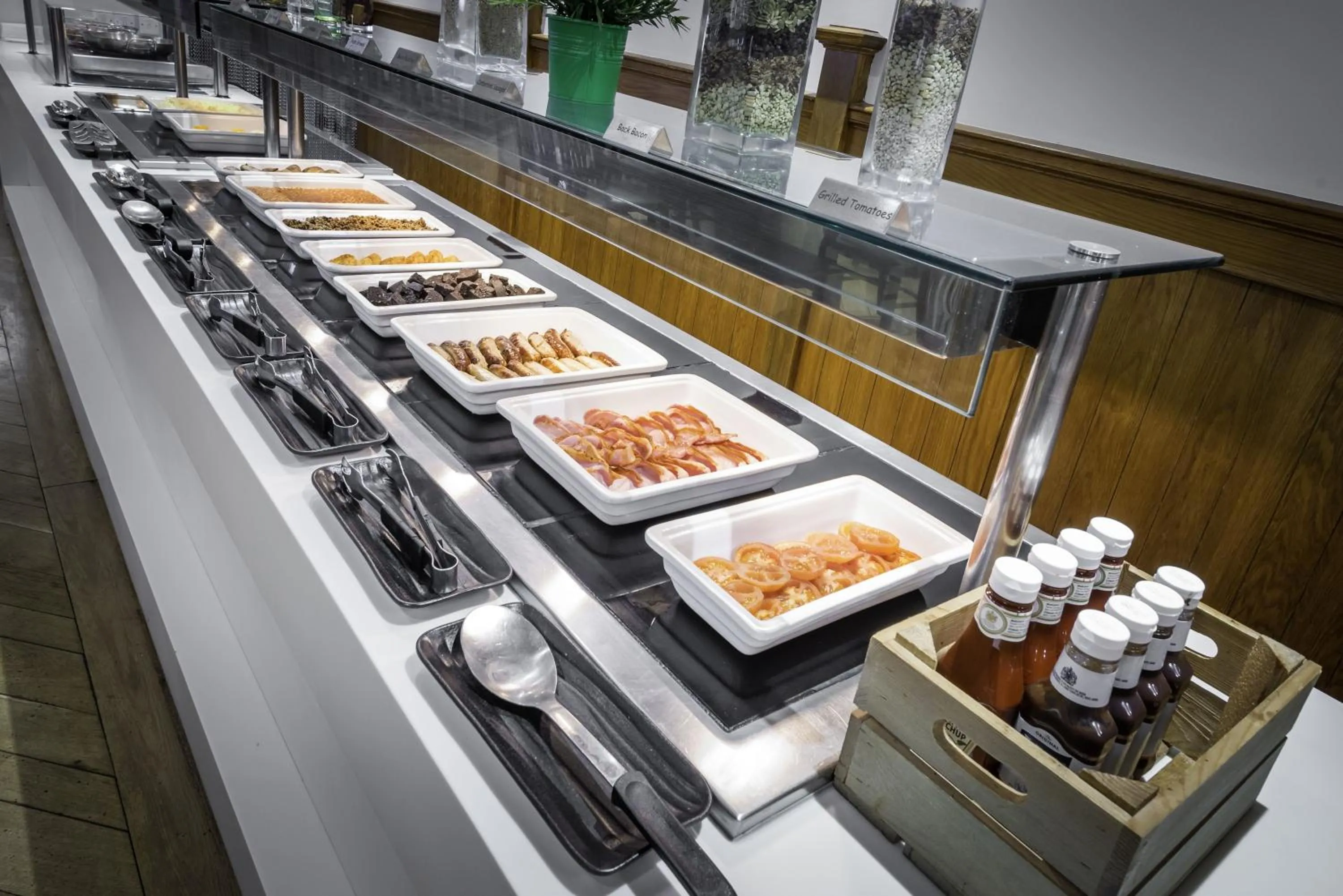 Breakfast in Holiday Inn - Glasgow Airport by IHG