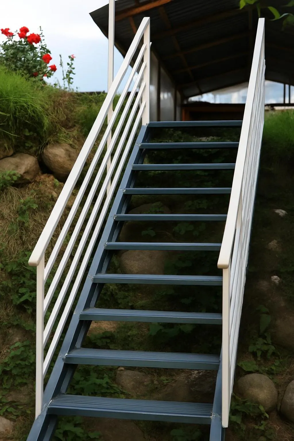 Facade/entrance in Beholden Stay And Cafe - A Luxury Boutique Hotel In Manali