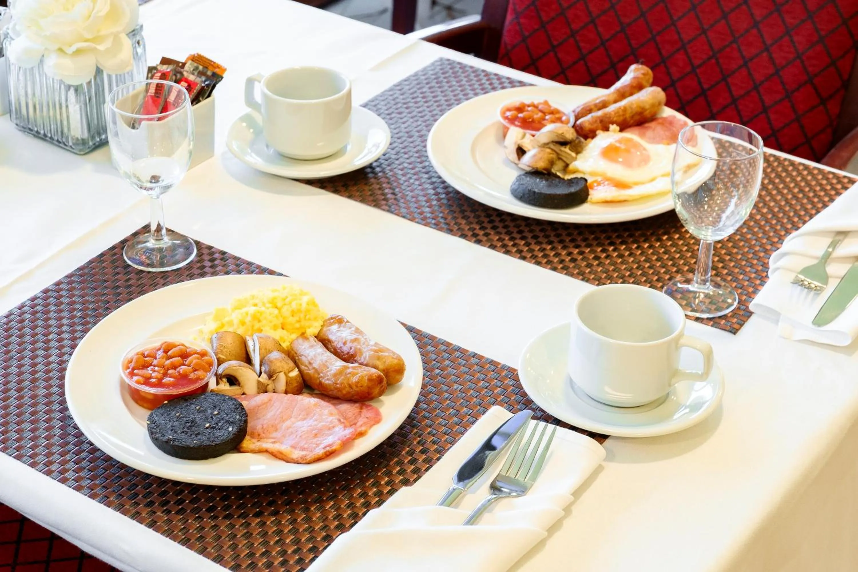 Food and drinks in Muthu Glasgow River Hotel