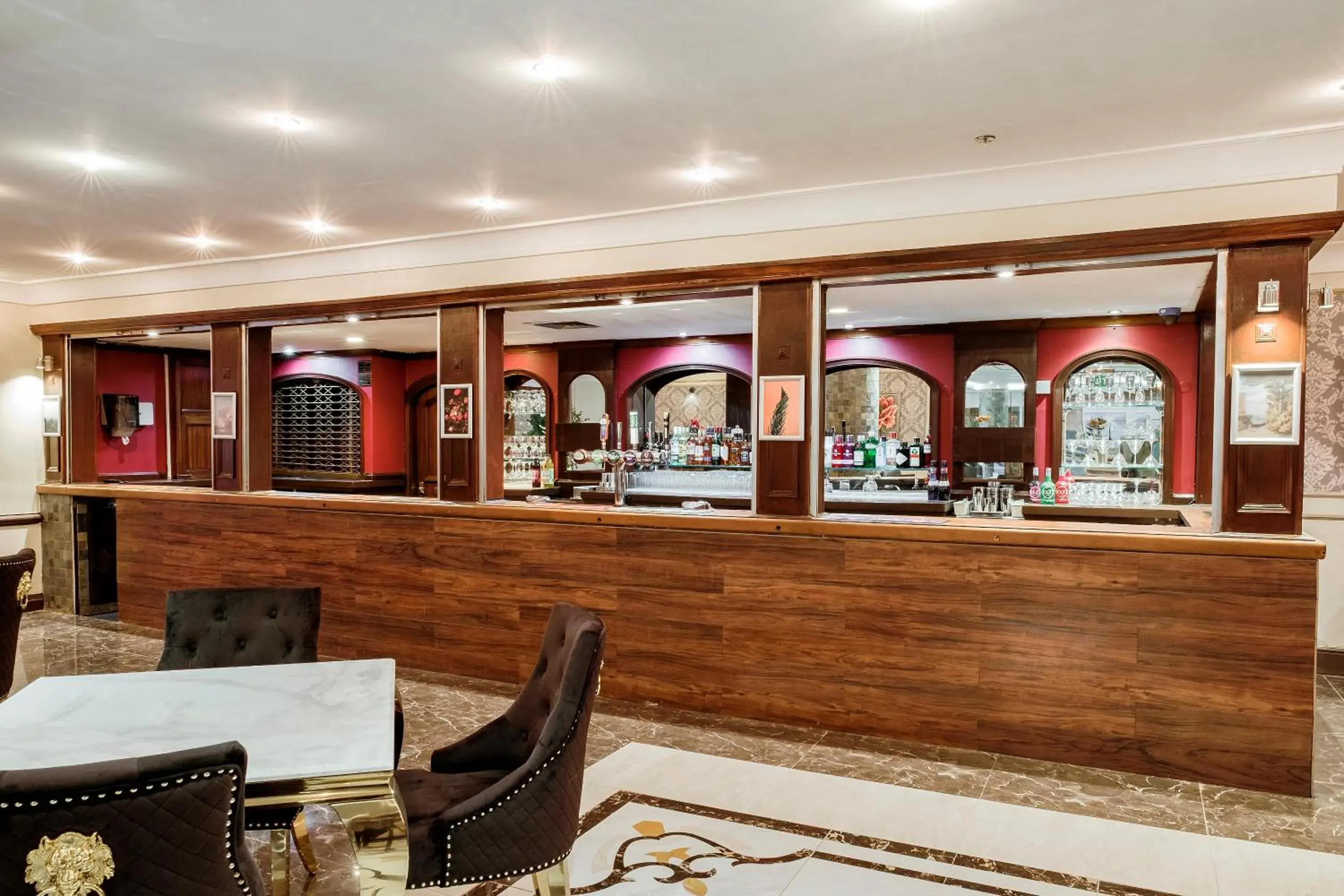 Lounge or bar in Muthu Glasgow River Hotel Lounge or bar in Muthu Glasgow River Hotel