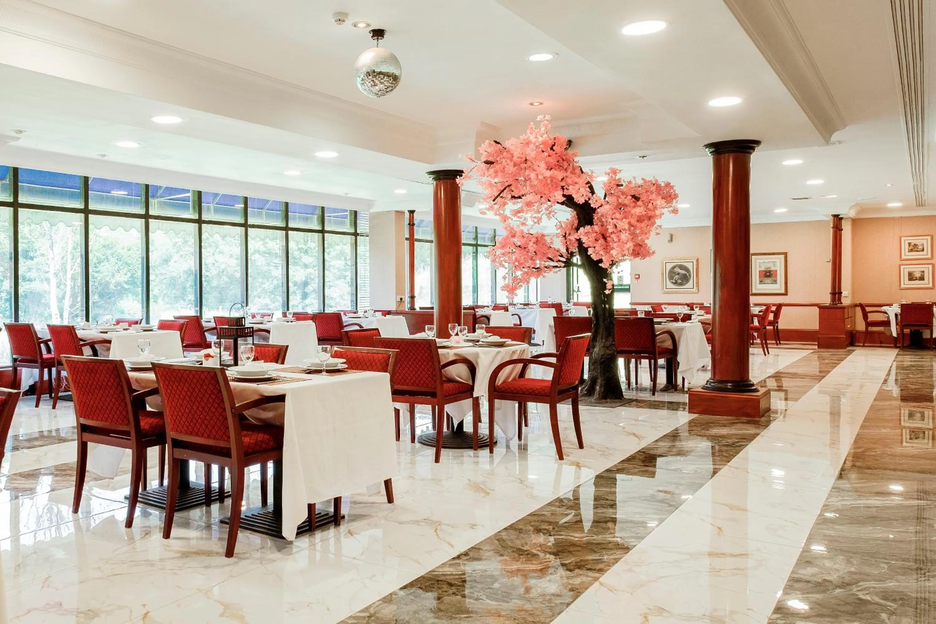 Restaurant/places to eat in Muthu Glasgow River Hotel