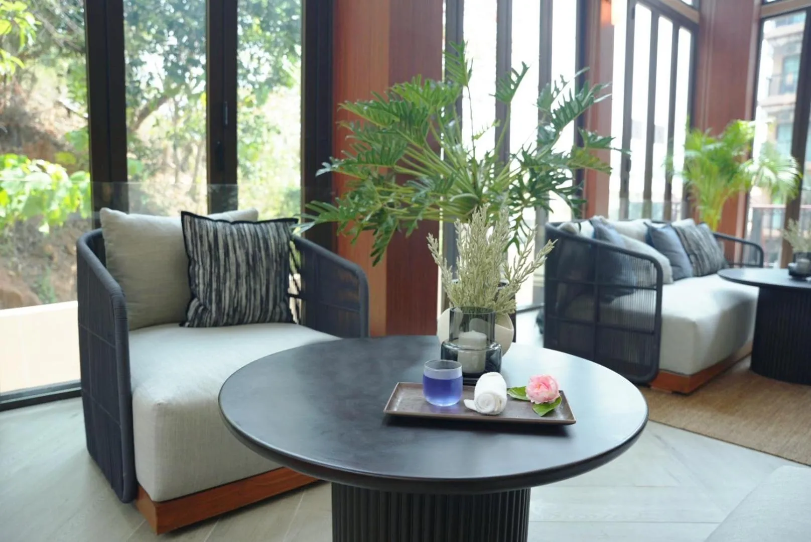 Lobby or reception in The Proud Karon Beach Phuket Trademark Collection By Wyndham