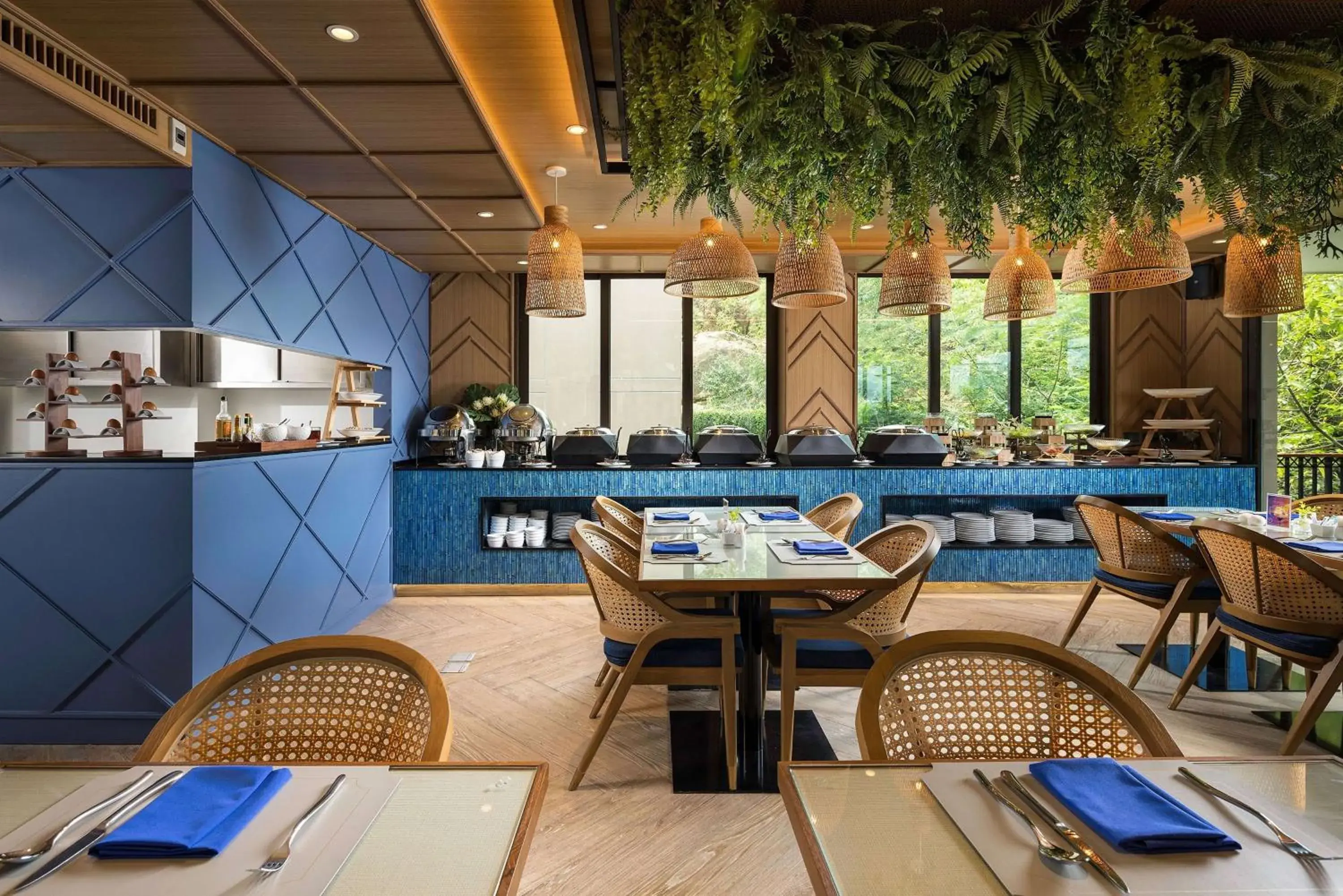 Restaurant/places to eat in The Proud Karon Beach Phuket Trademark Collection By Wyndham Restaurant/places to eat in The Proud Karon Beach Phuket Trademark Collection By Wyndham